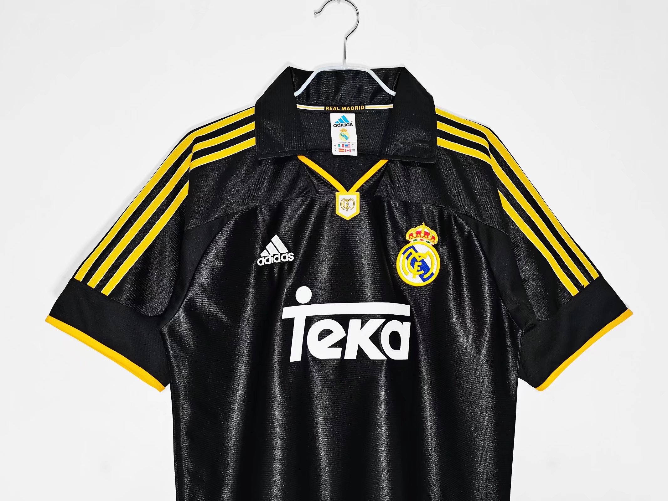 Retro Real Madrid 1999/01 Away Black