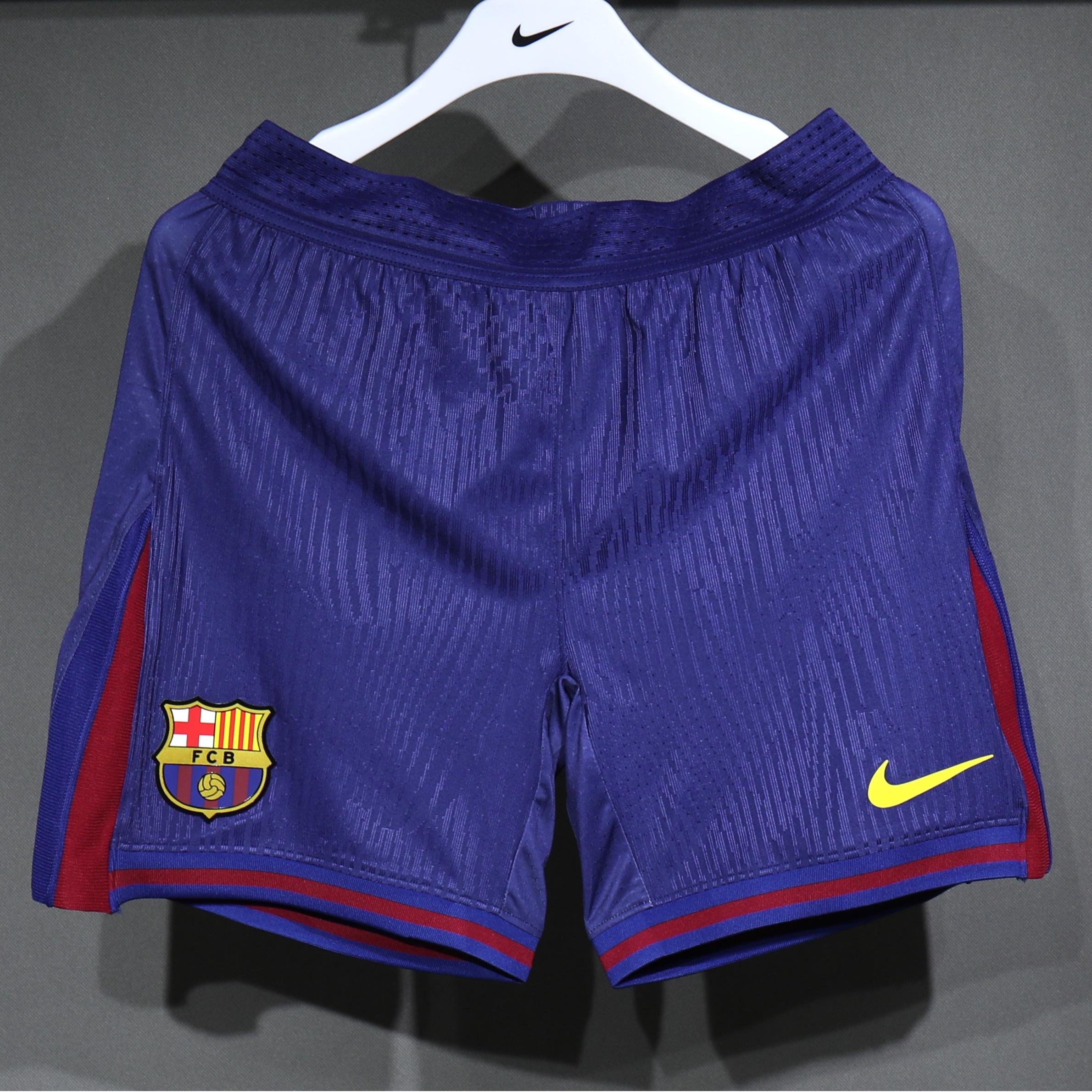 Player Version Shorts Barcelona 25/26 Home
