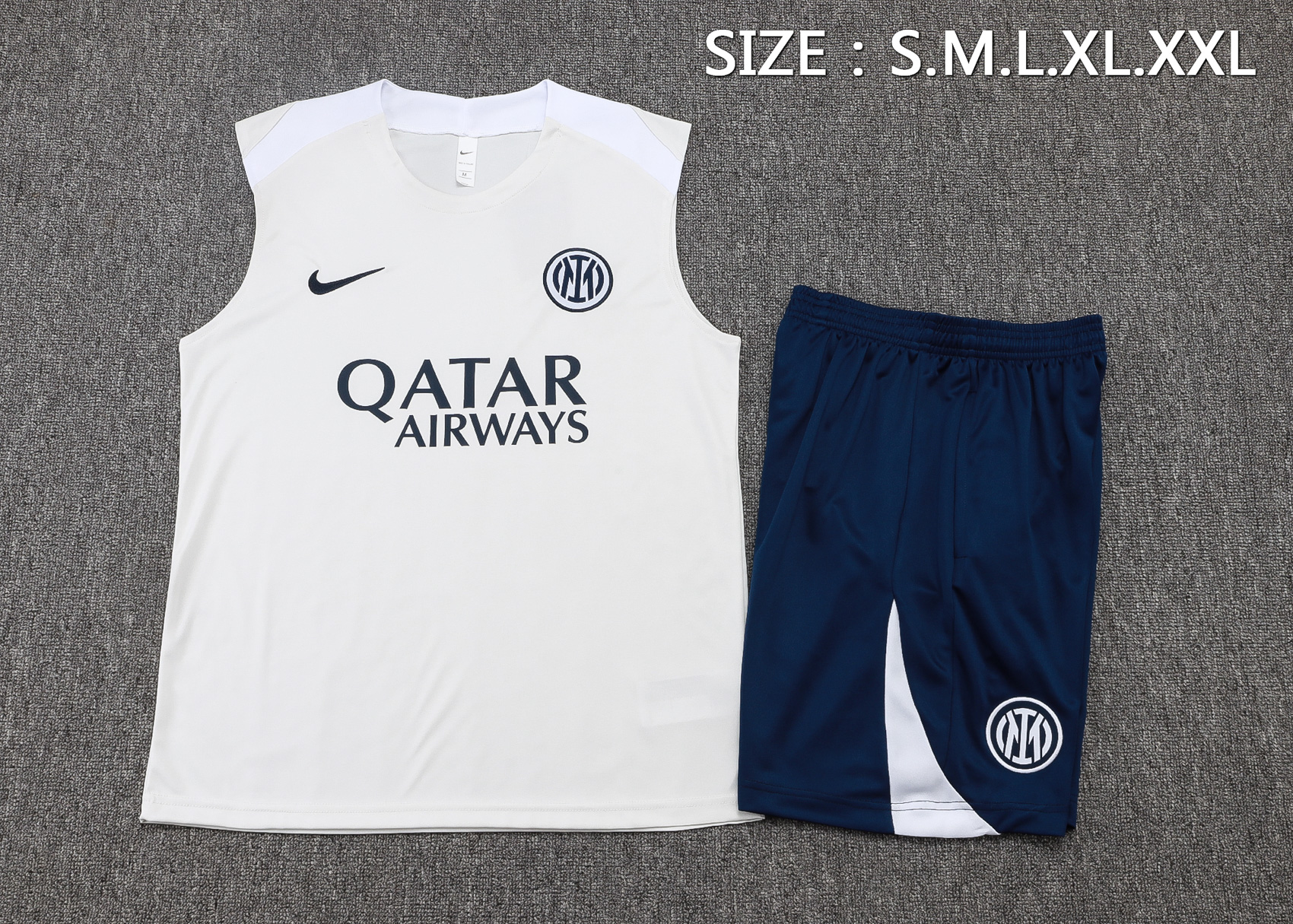 Sleeveless Inter Milan Training Suit d2576