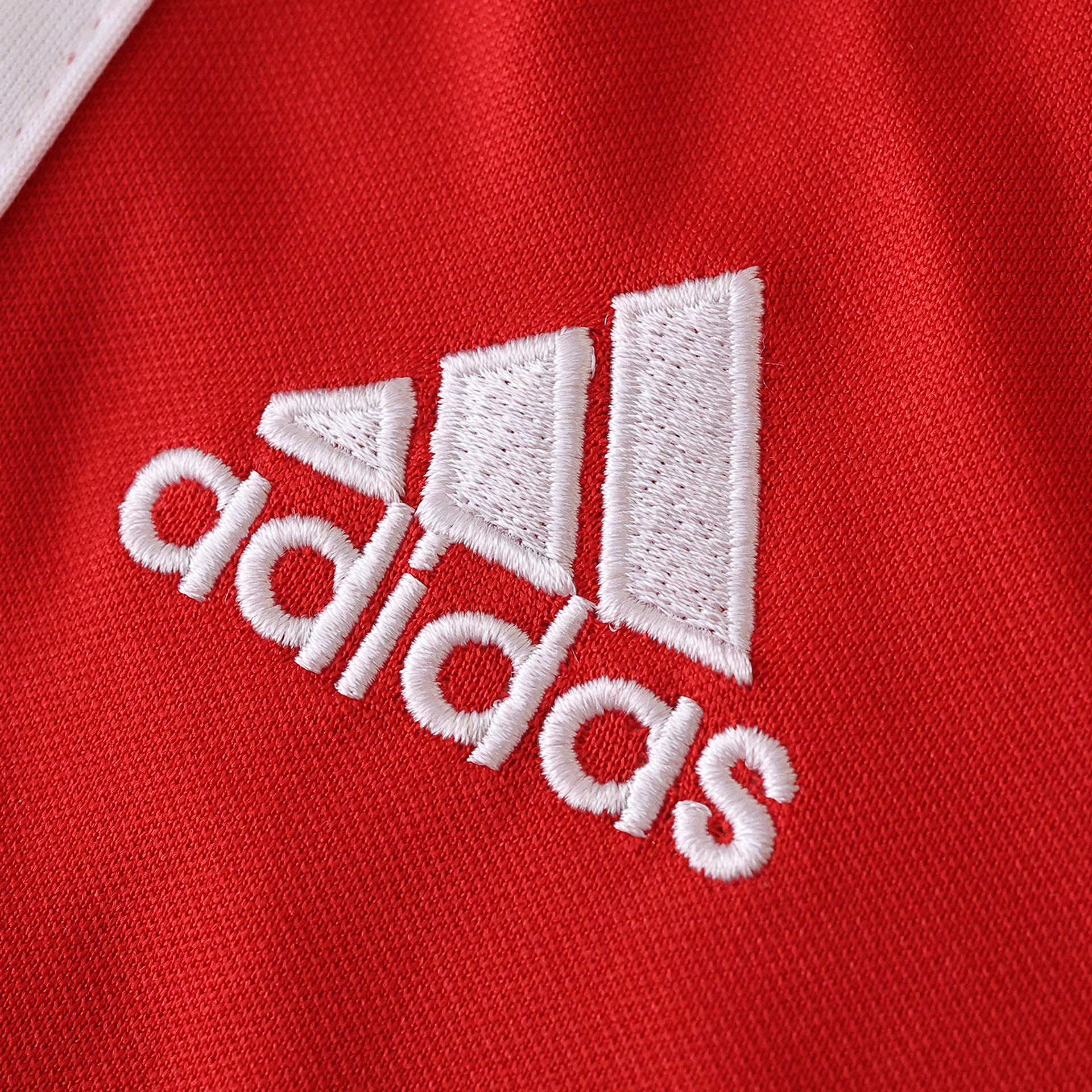 Kids kit LVP 2010 Home