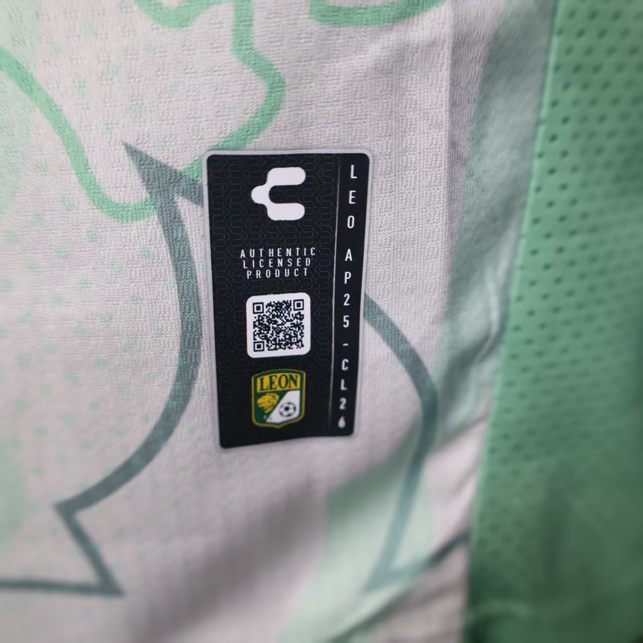 Player Version León 25/26 Away S-XXL