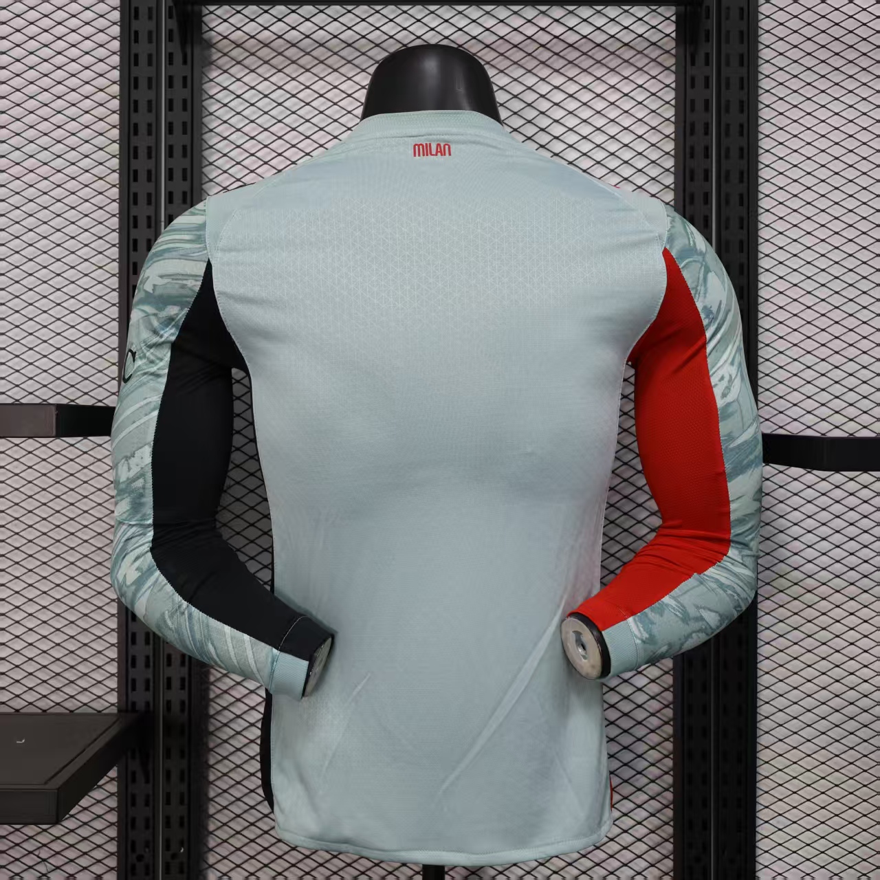 Player Version AC MILAN GOALKEEPER HOME 2025/26 LONG SLEEVES