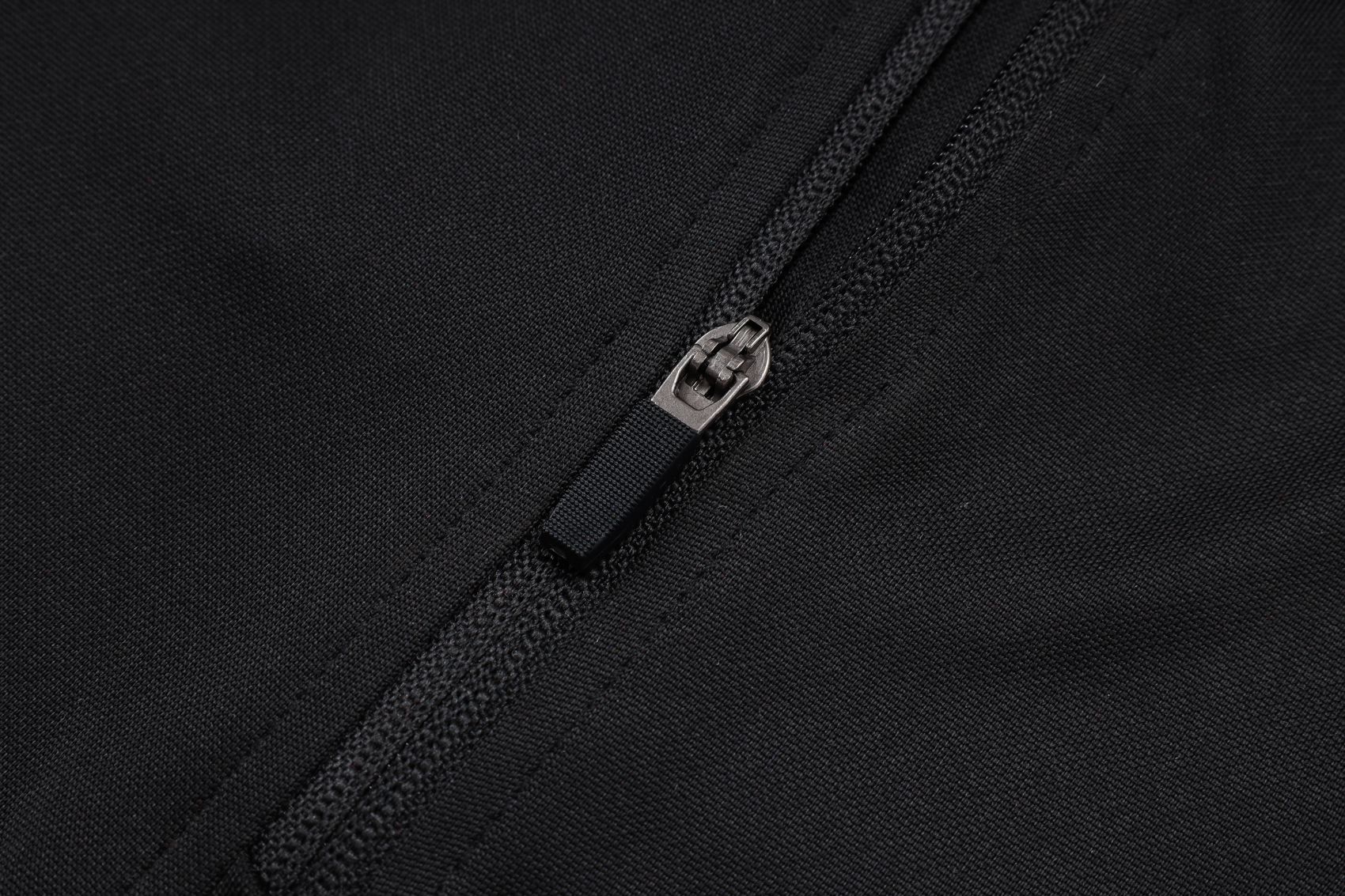 Barcelona Half Zipper Training Suit B2558