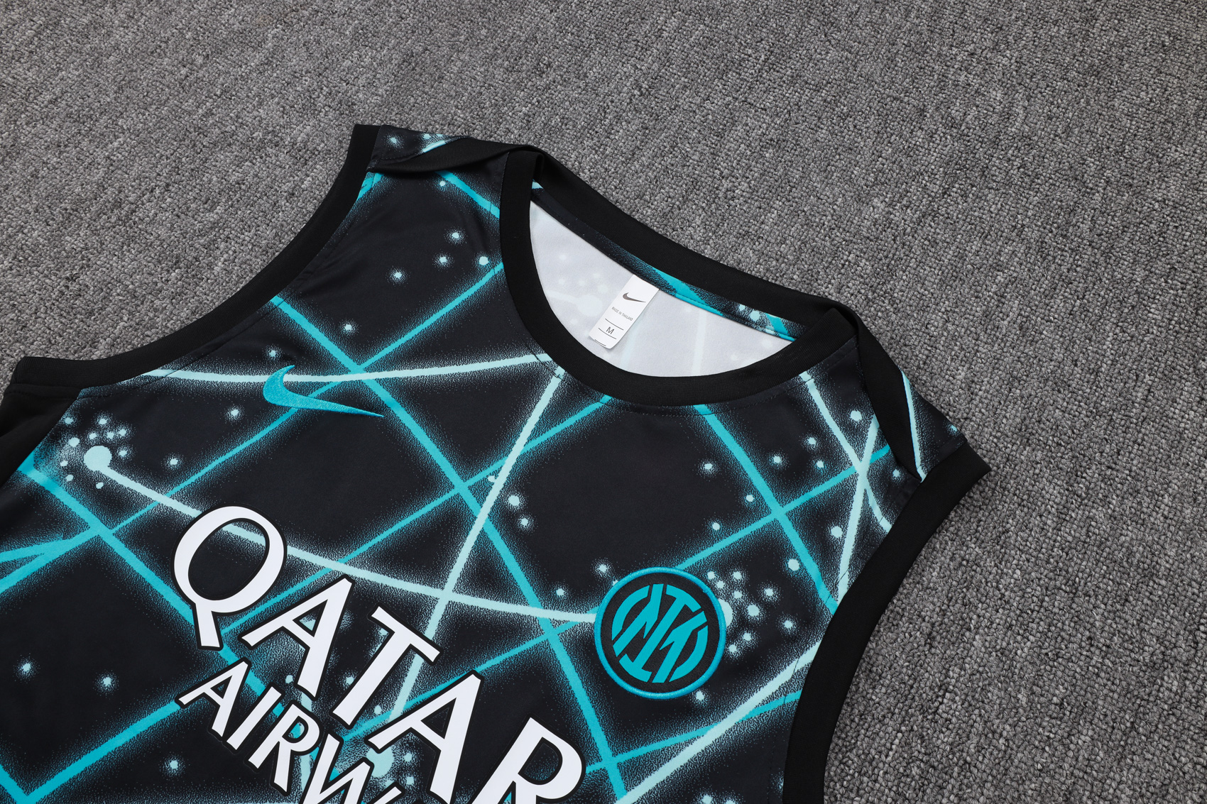 Inter Milano Sleevesless Training Suit D25122