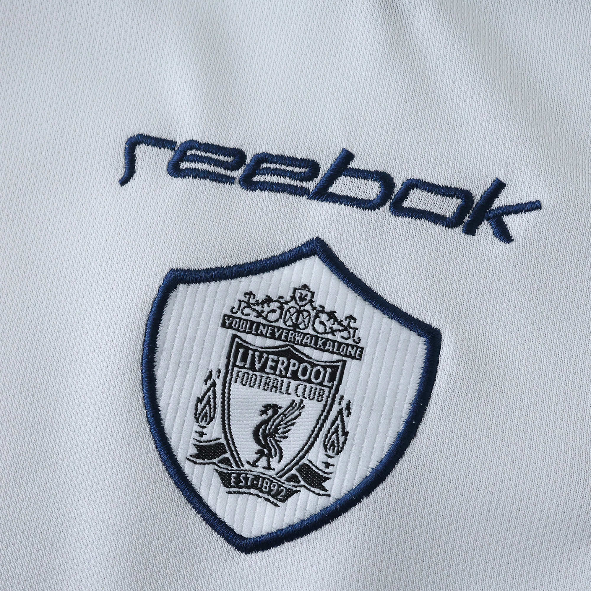 Kids kit LVP 01/02 Away