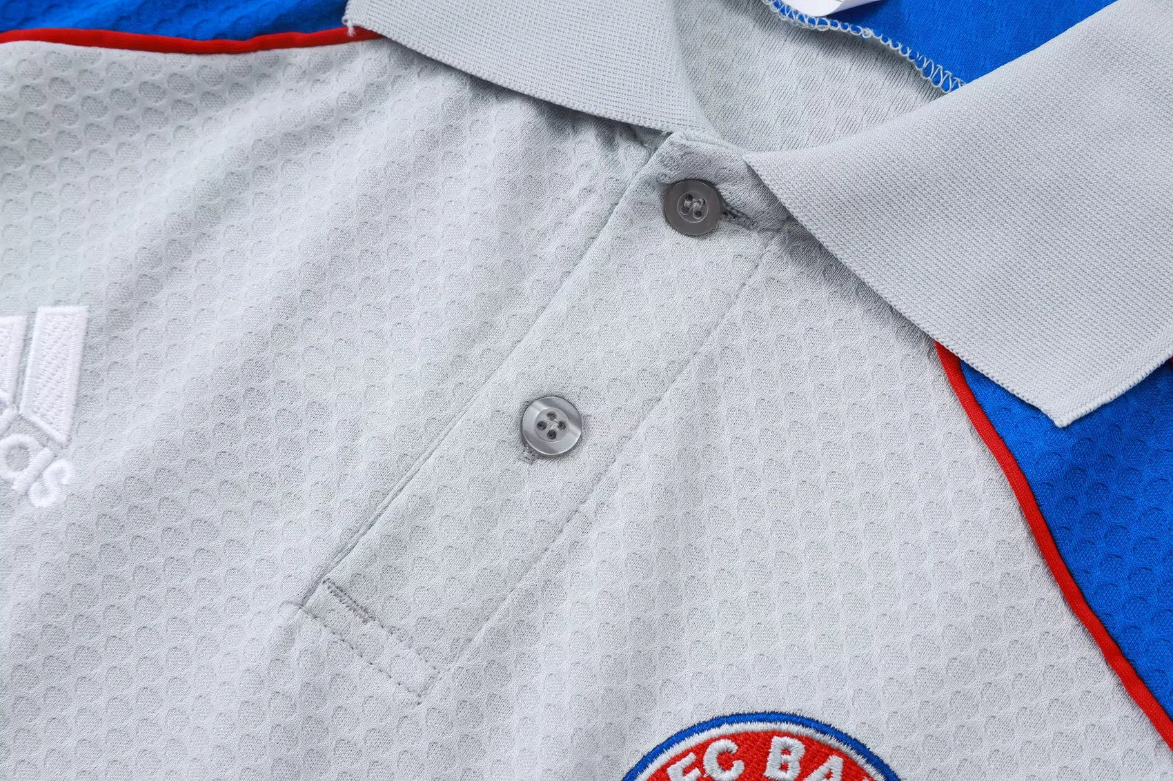 2526 Bayern polo  C2547