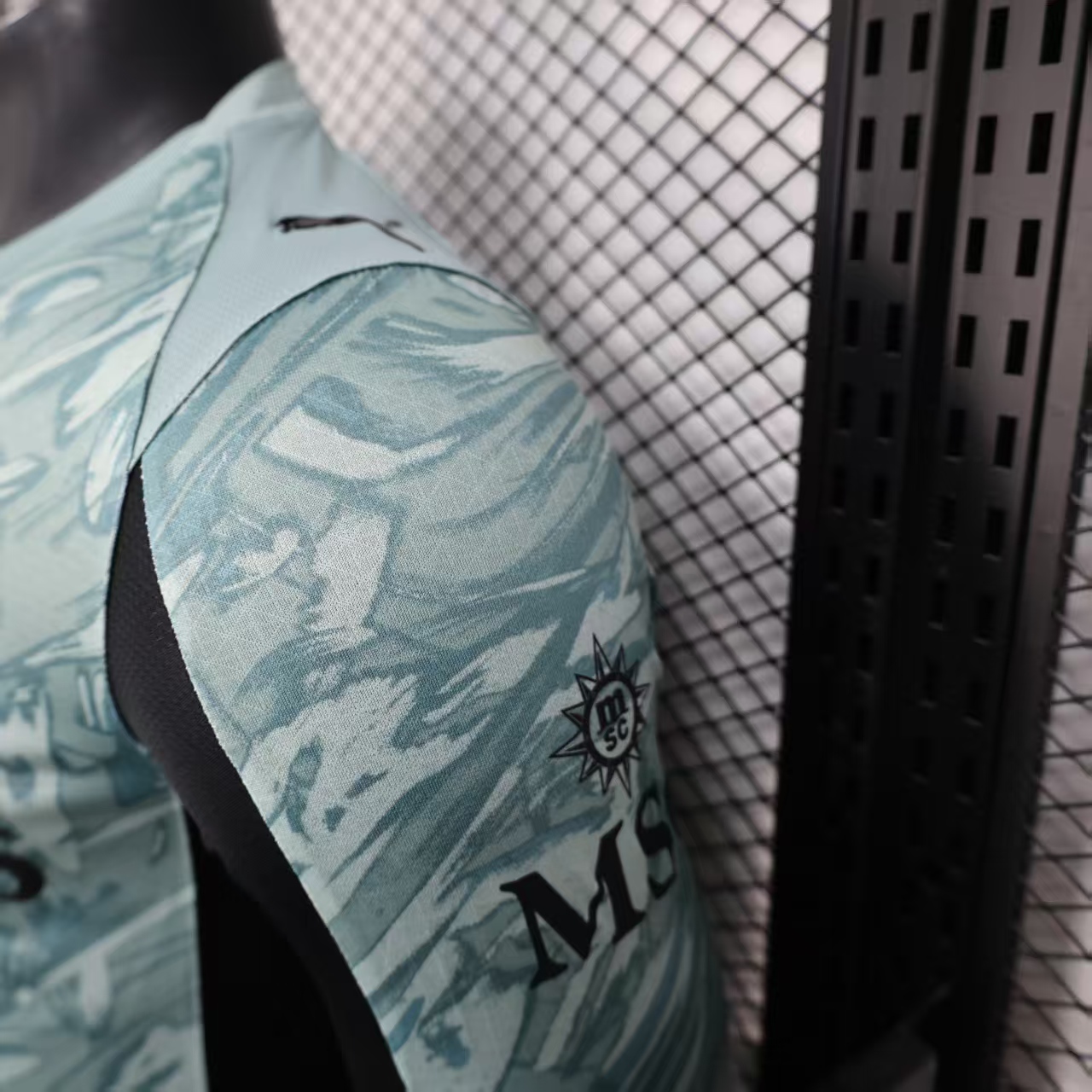 Player Version AC MILAN GOALKEEPER HOME 2025/26 LONG SLEEVES