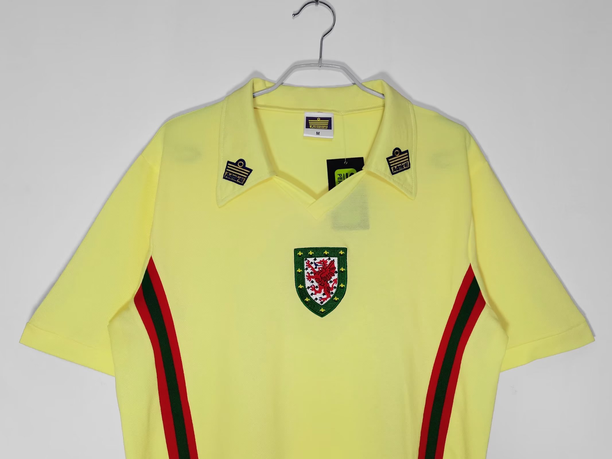 Retro 1976-79 Wales Away Jersey S-XXL