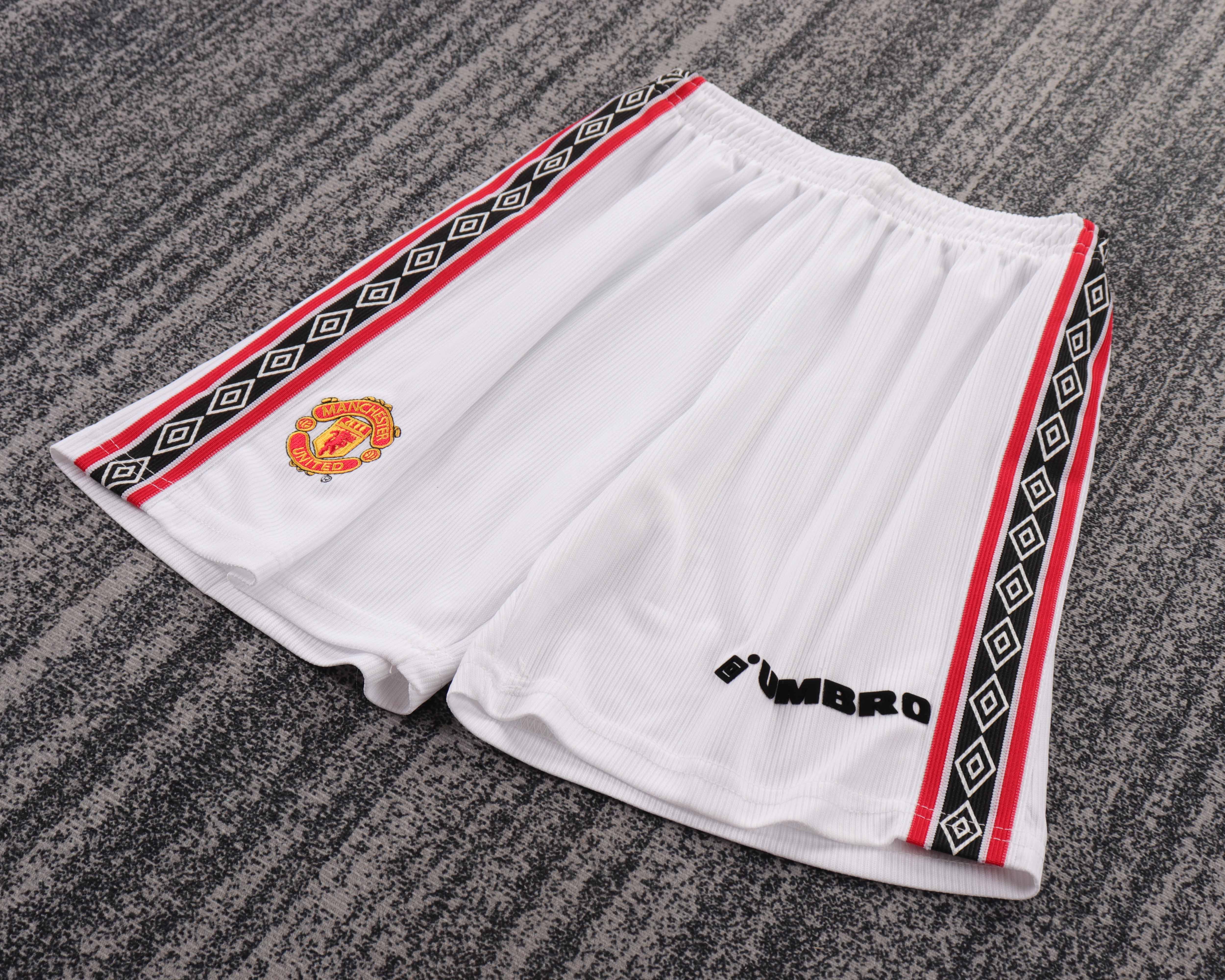 Kids Retro Man Utd 98/99 Home