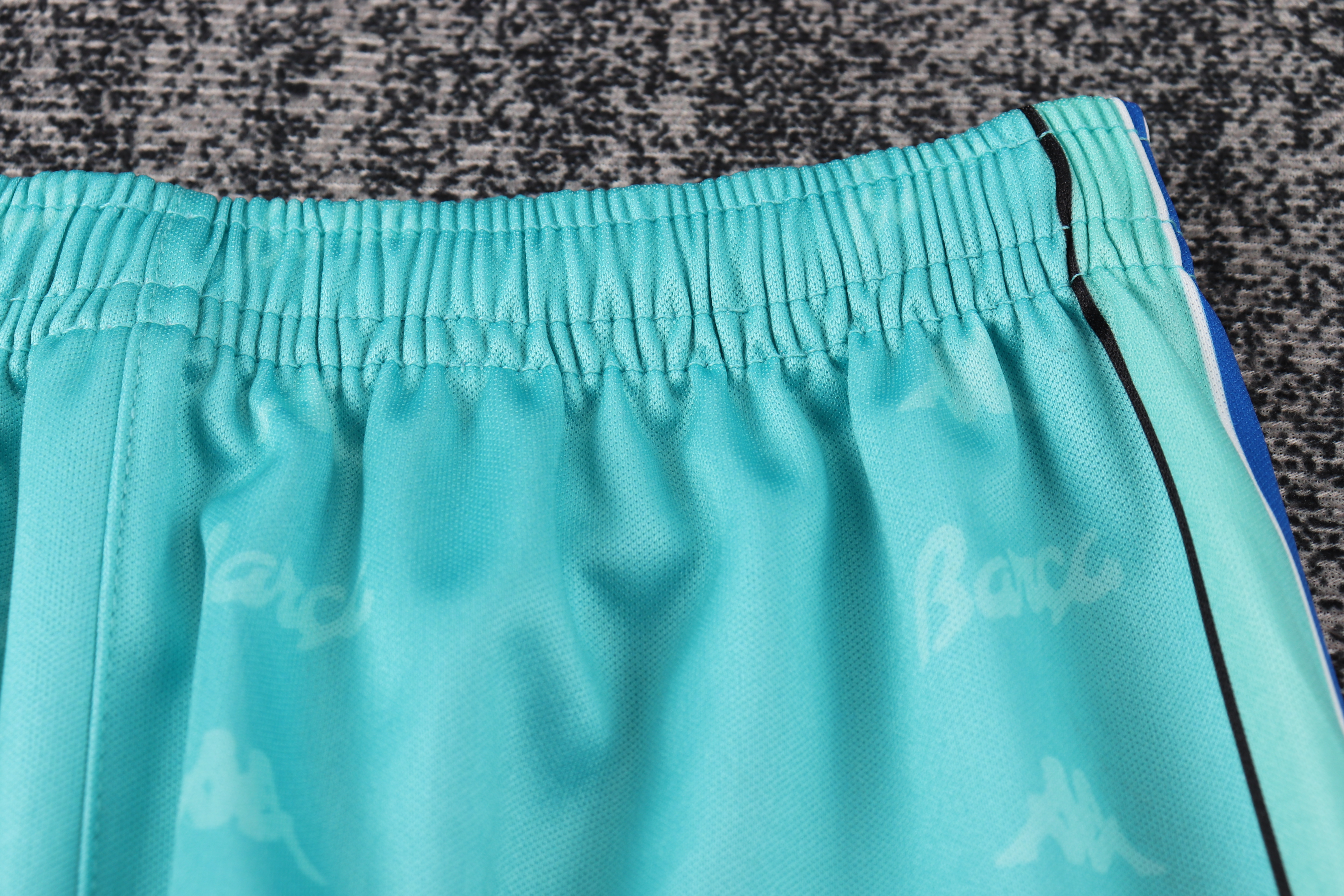 Kids kit Barcelona 96/97 Away