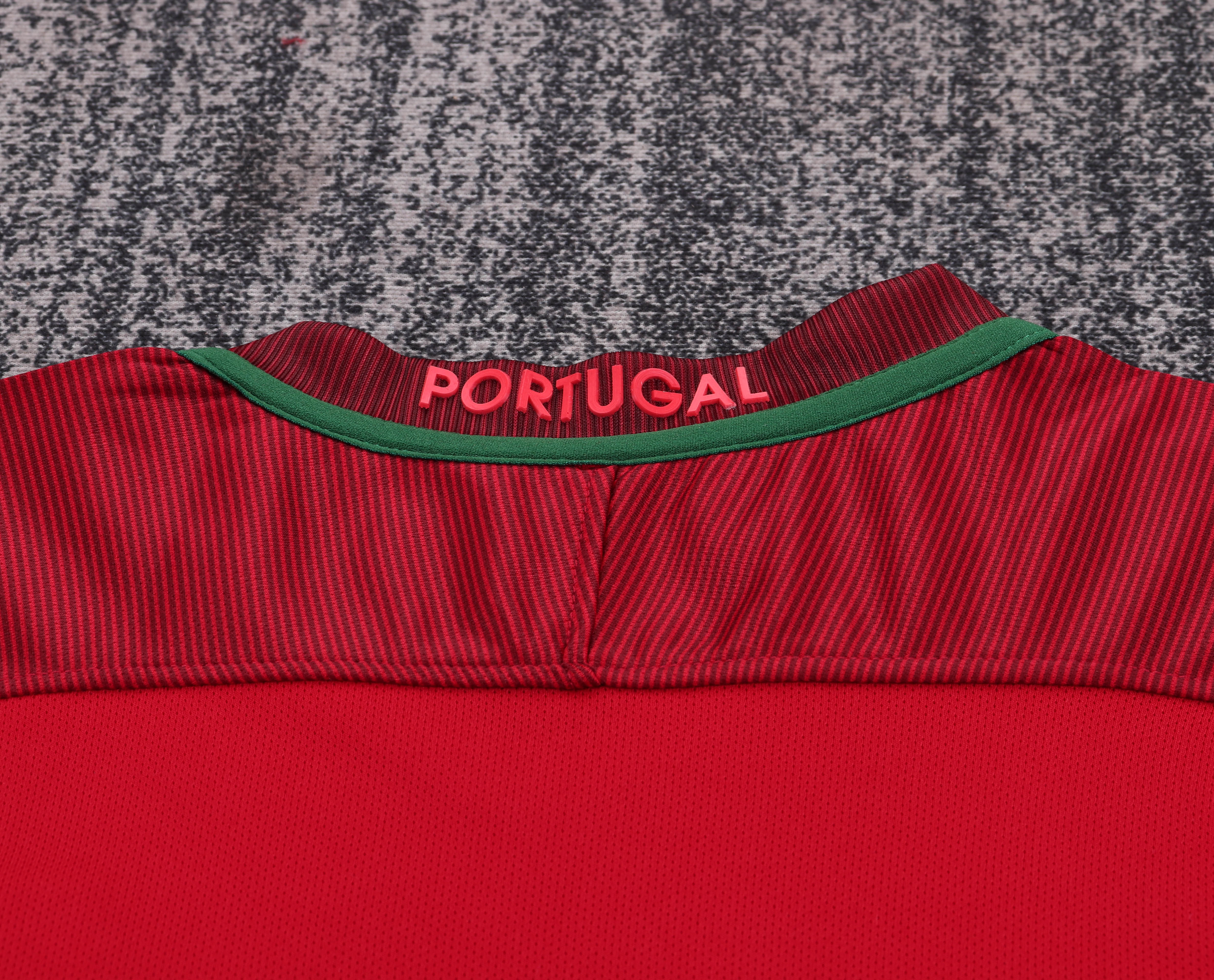 Kids Retro Kit Portugal 16/17 Home