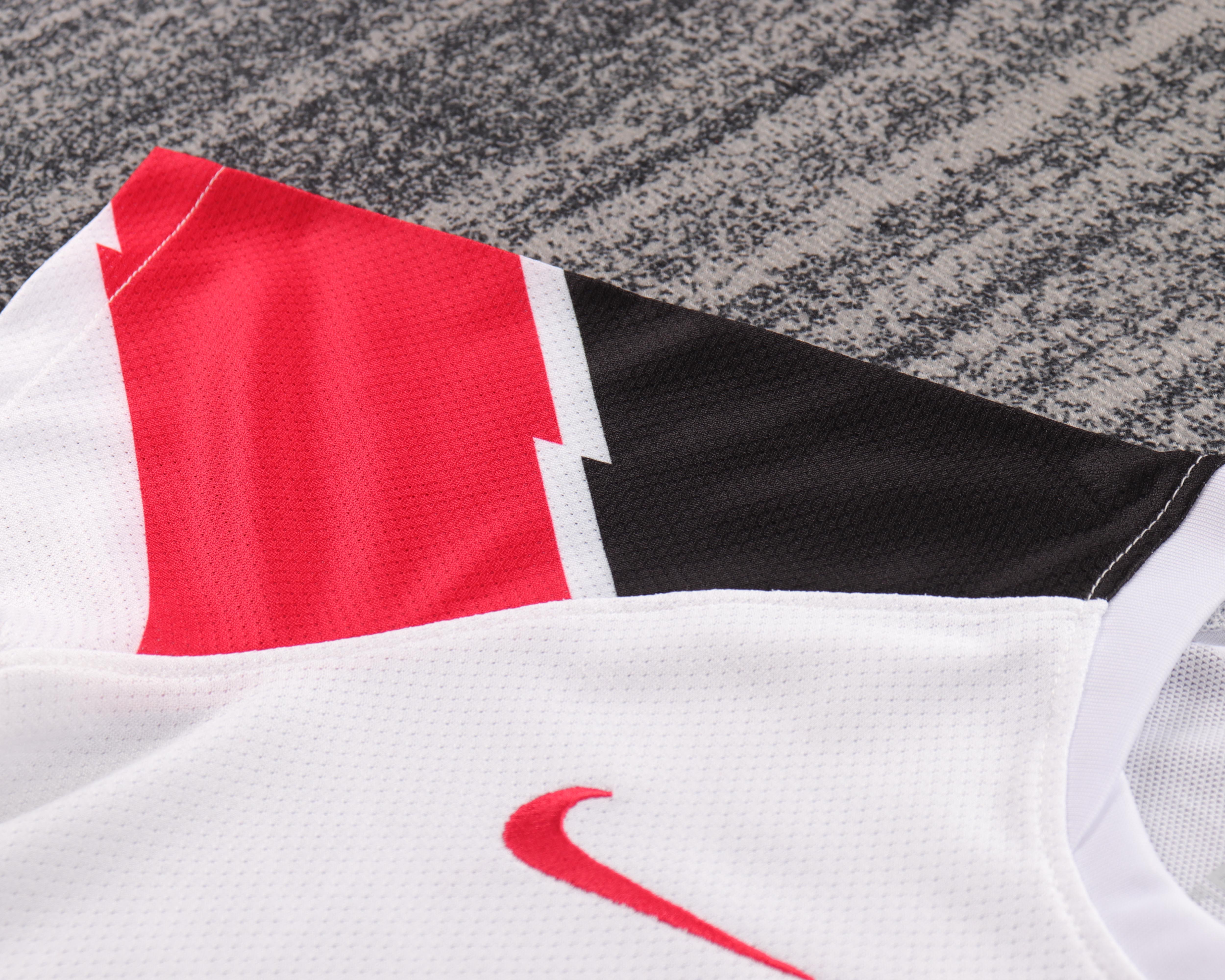 Kids Retro Man Utd 11/12 Away UCL