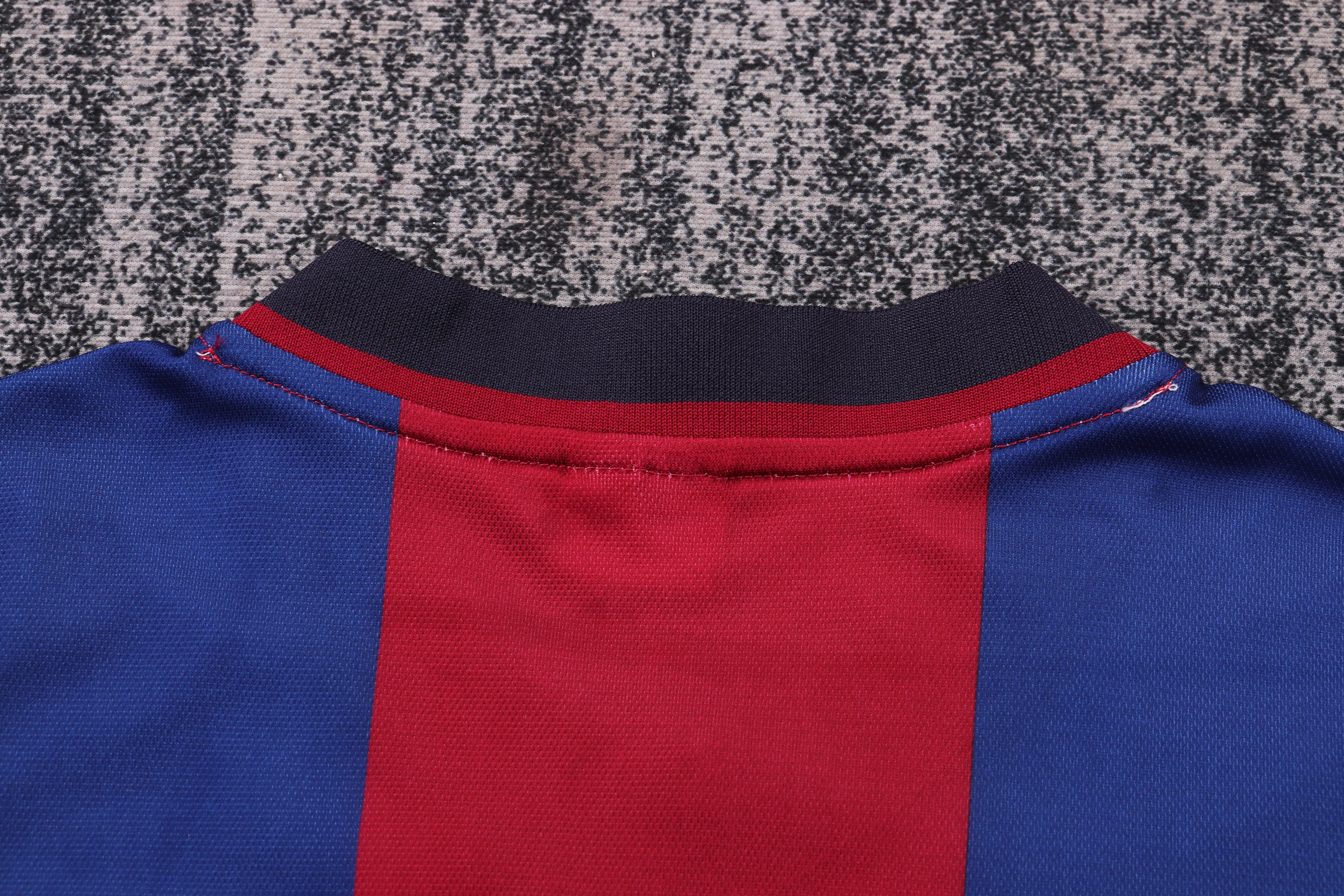 Kids kit Barcelona 98/99 Home