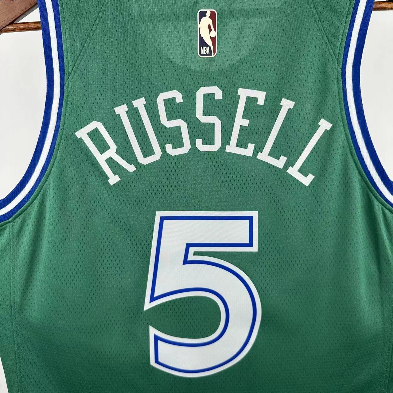 26 Season Mavericks Green #5 Russell
