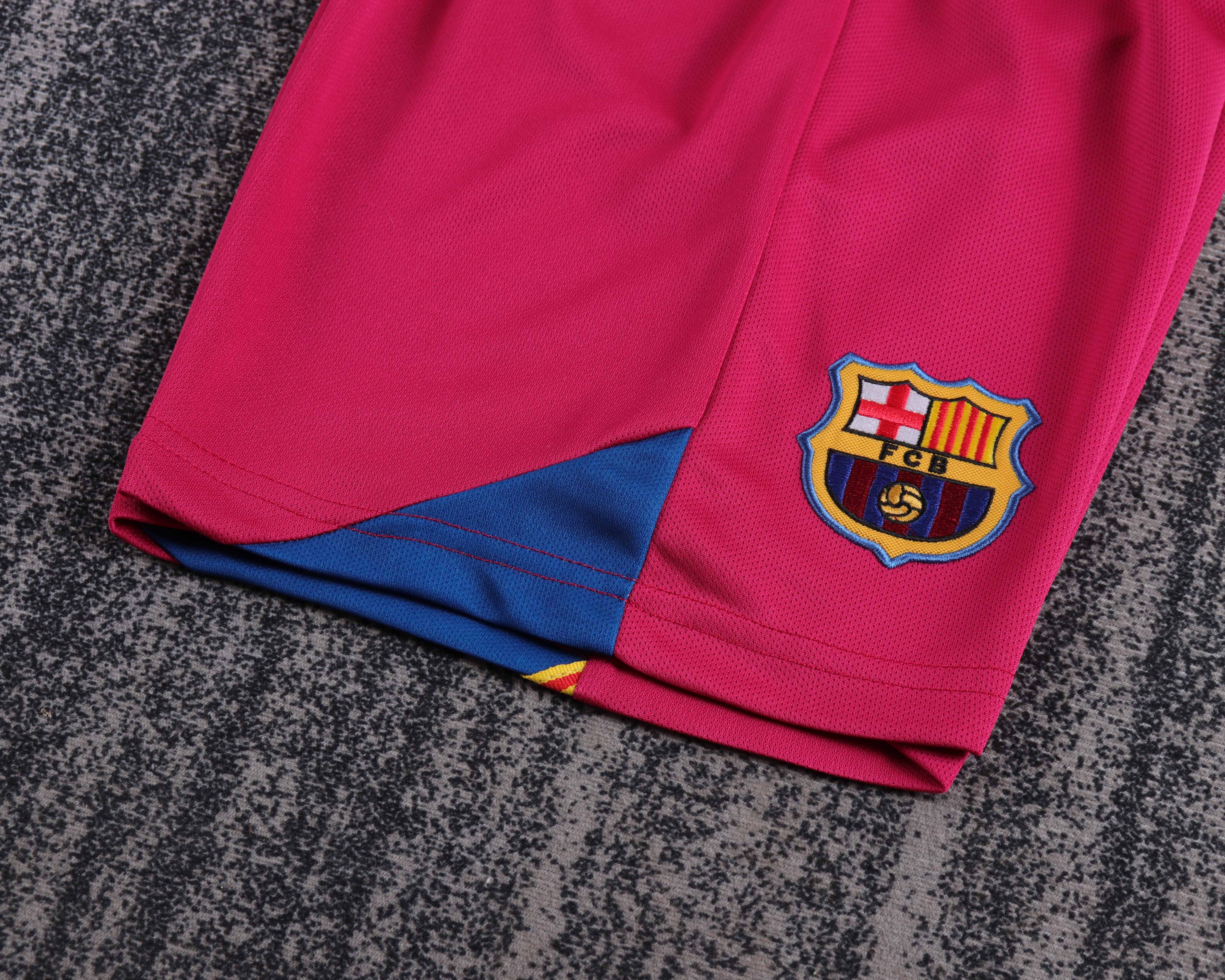 Kids kit Barcelona 05/06 Home UCL
