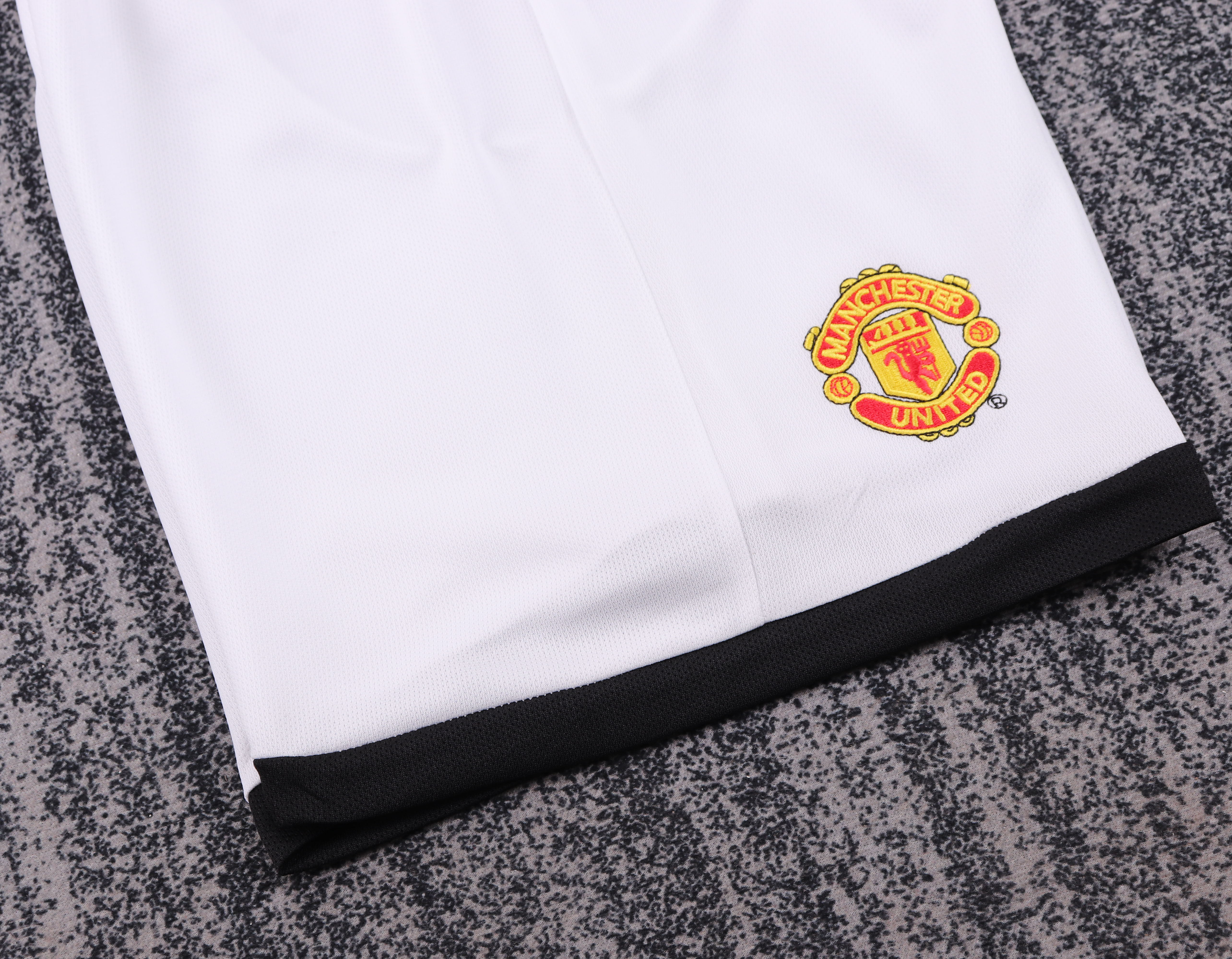 Kids Retro Man Utd 03/05 Away