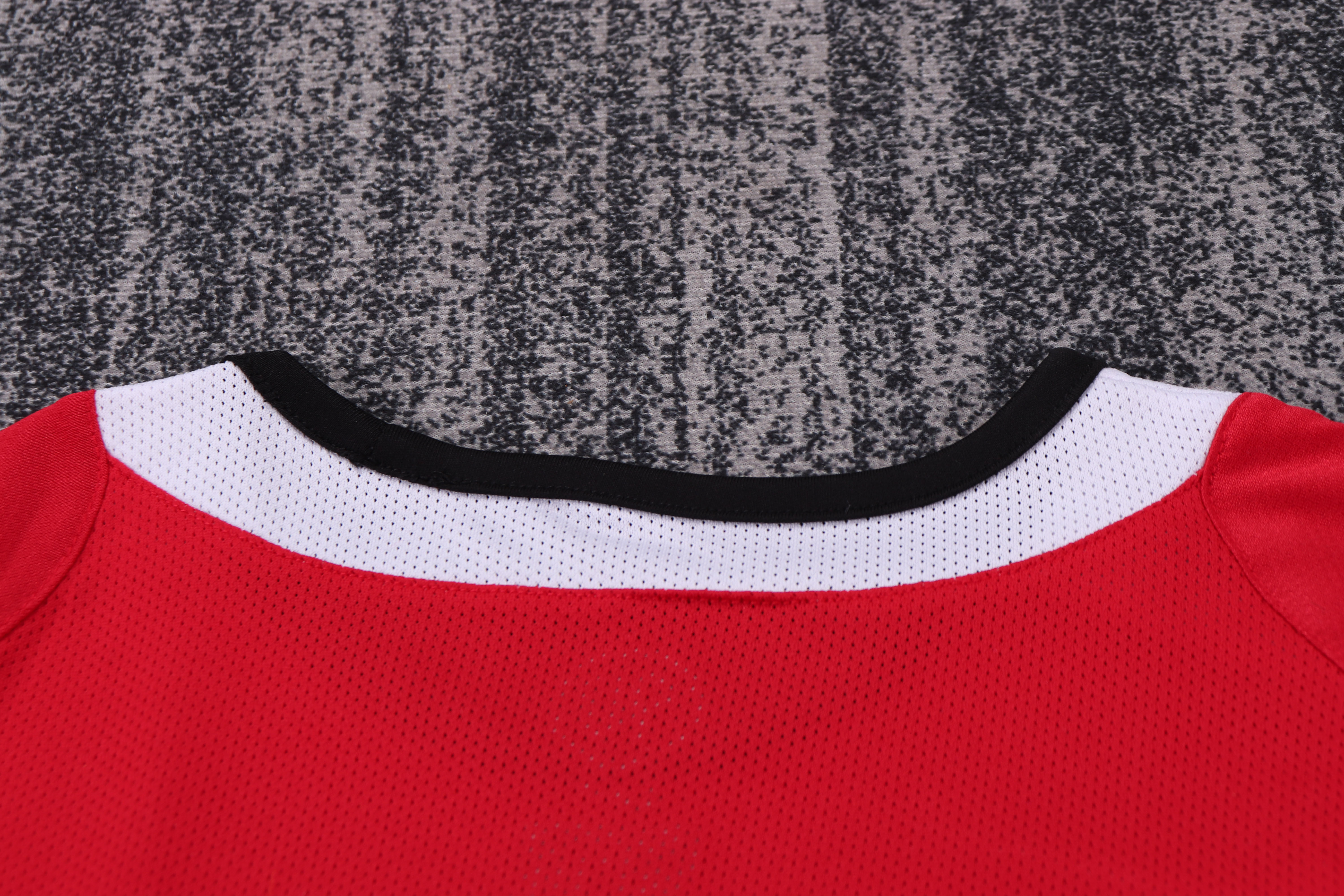 Kids Retro Man Utd 05/06 Home