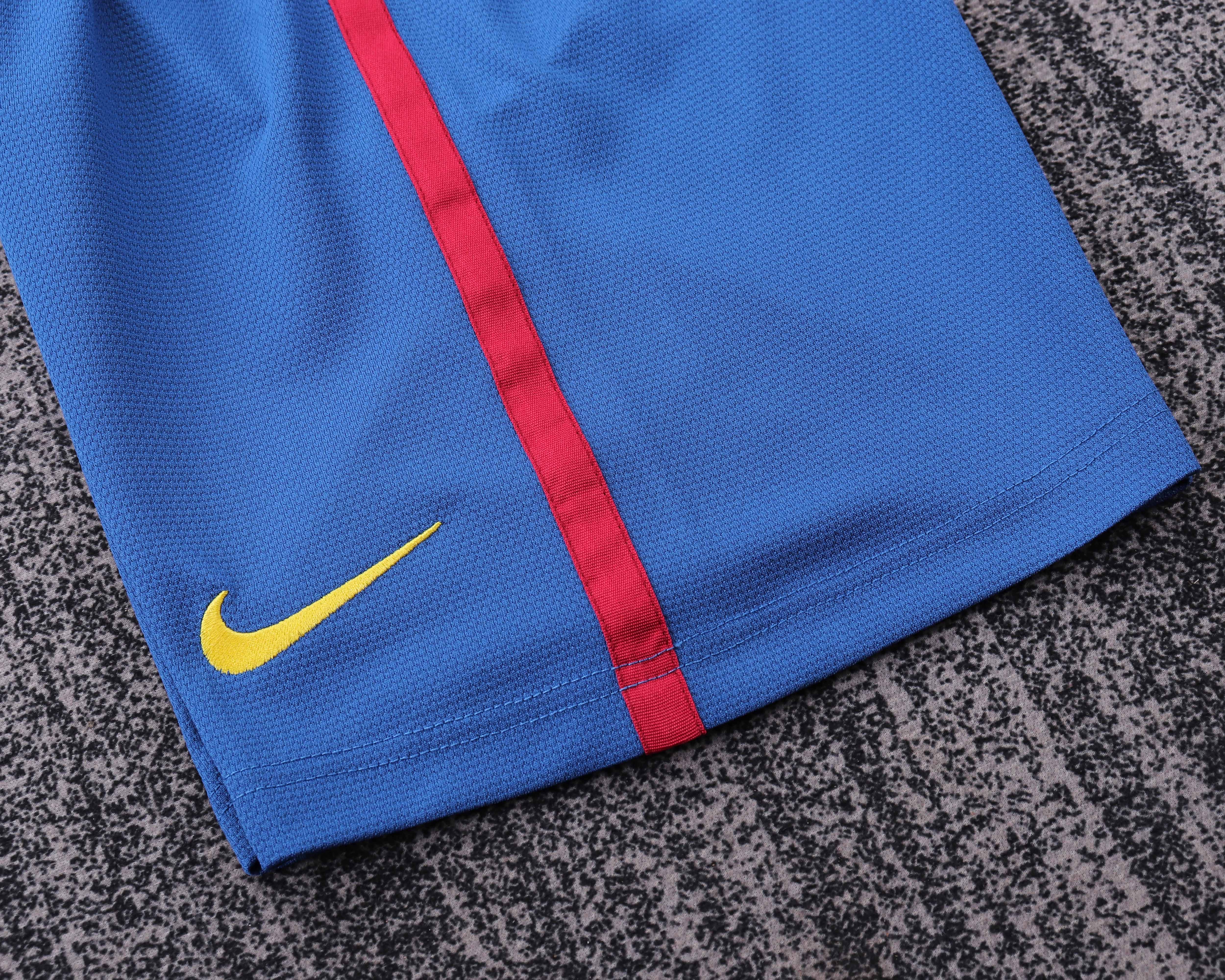 Kids kit Barcelona 06/07 Home