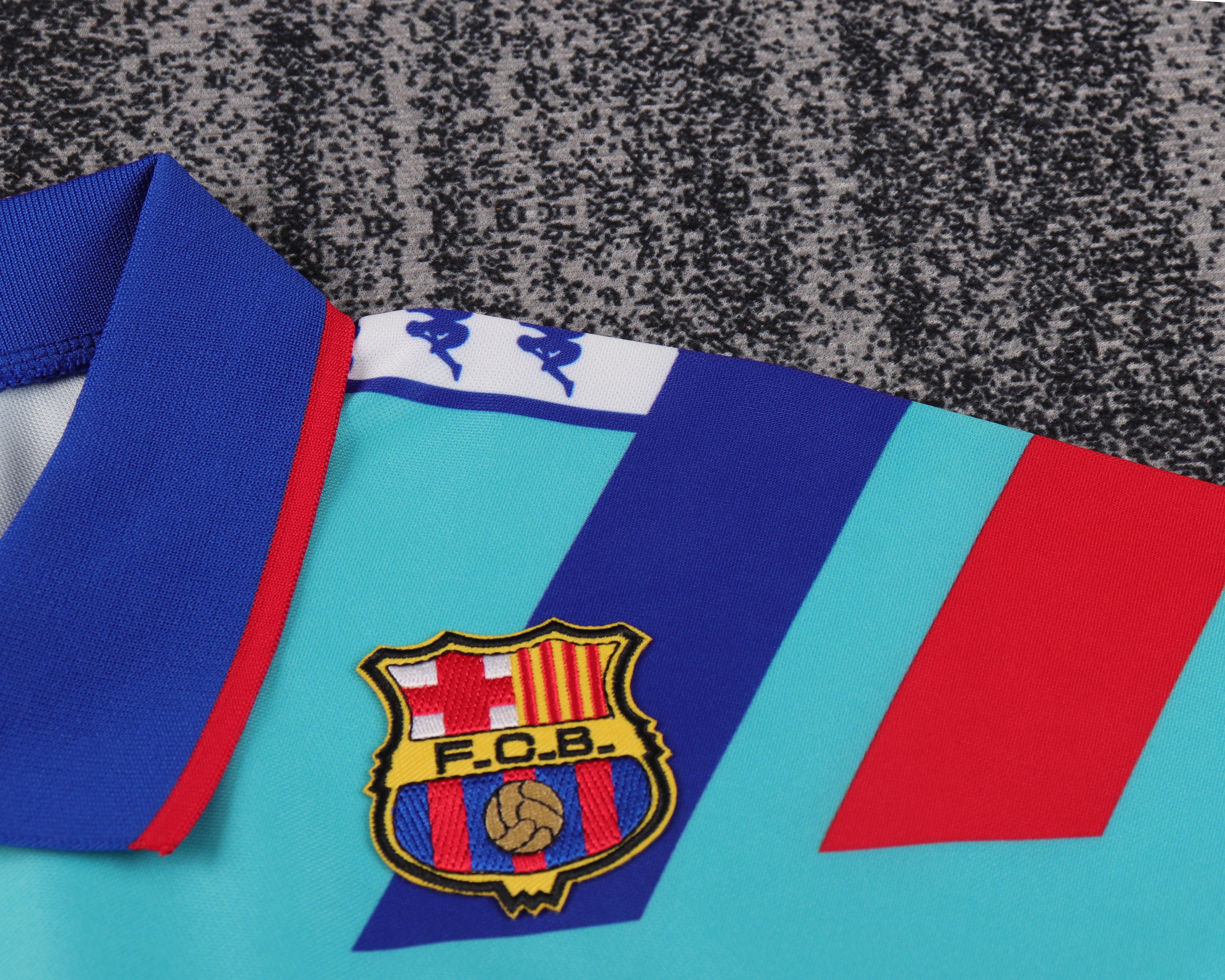 Kids kit Barcelona 92/95 Away