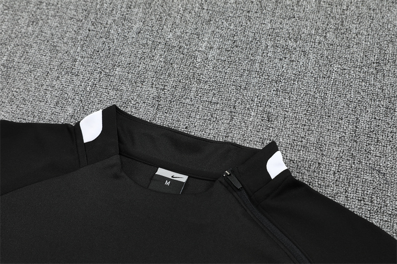 Man Utd 2002-03 Training Black