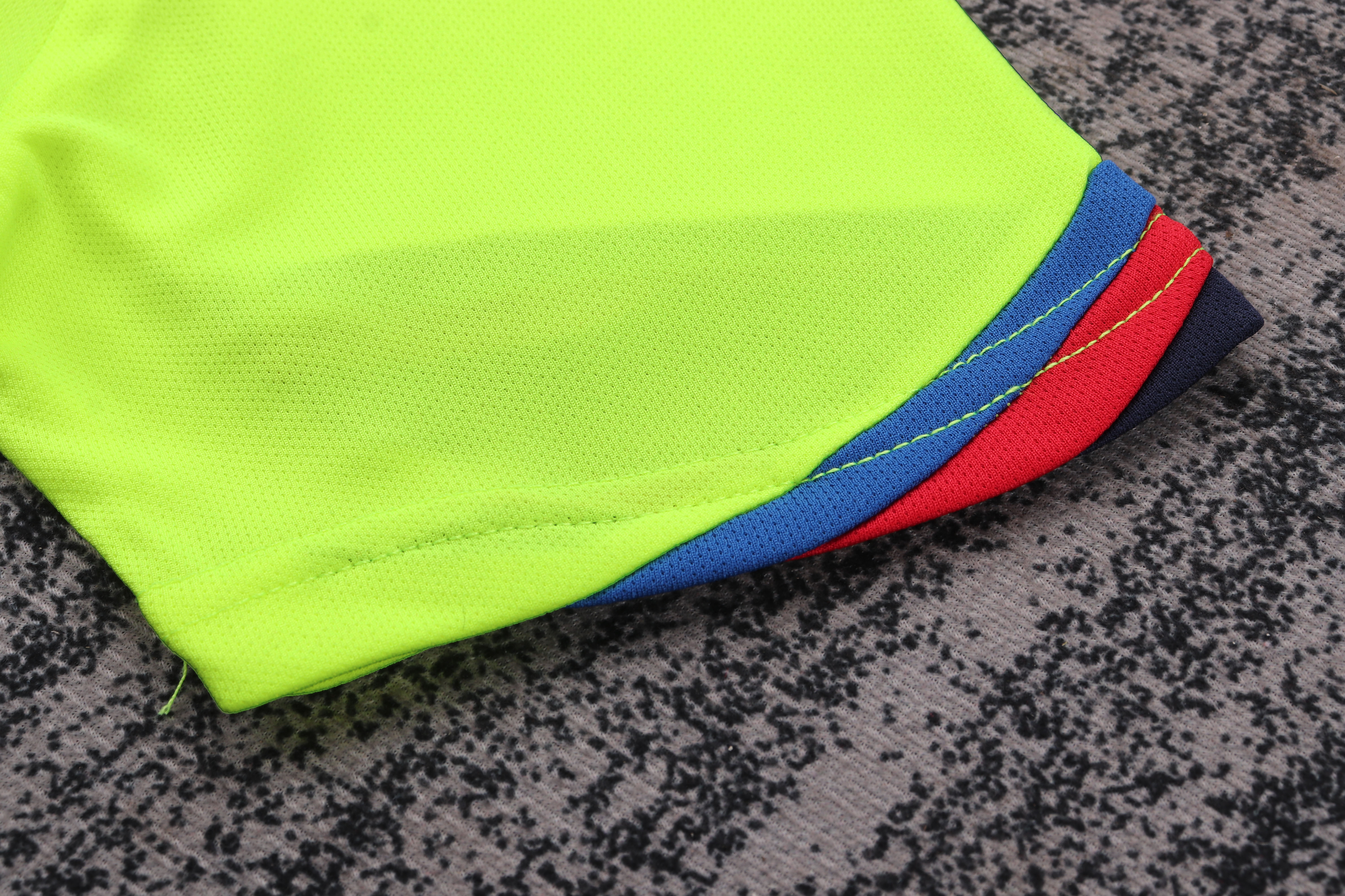 Kids kit Barcelona 05/06 Away