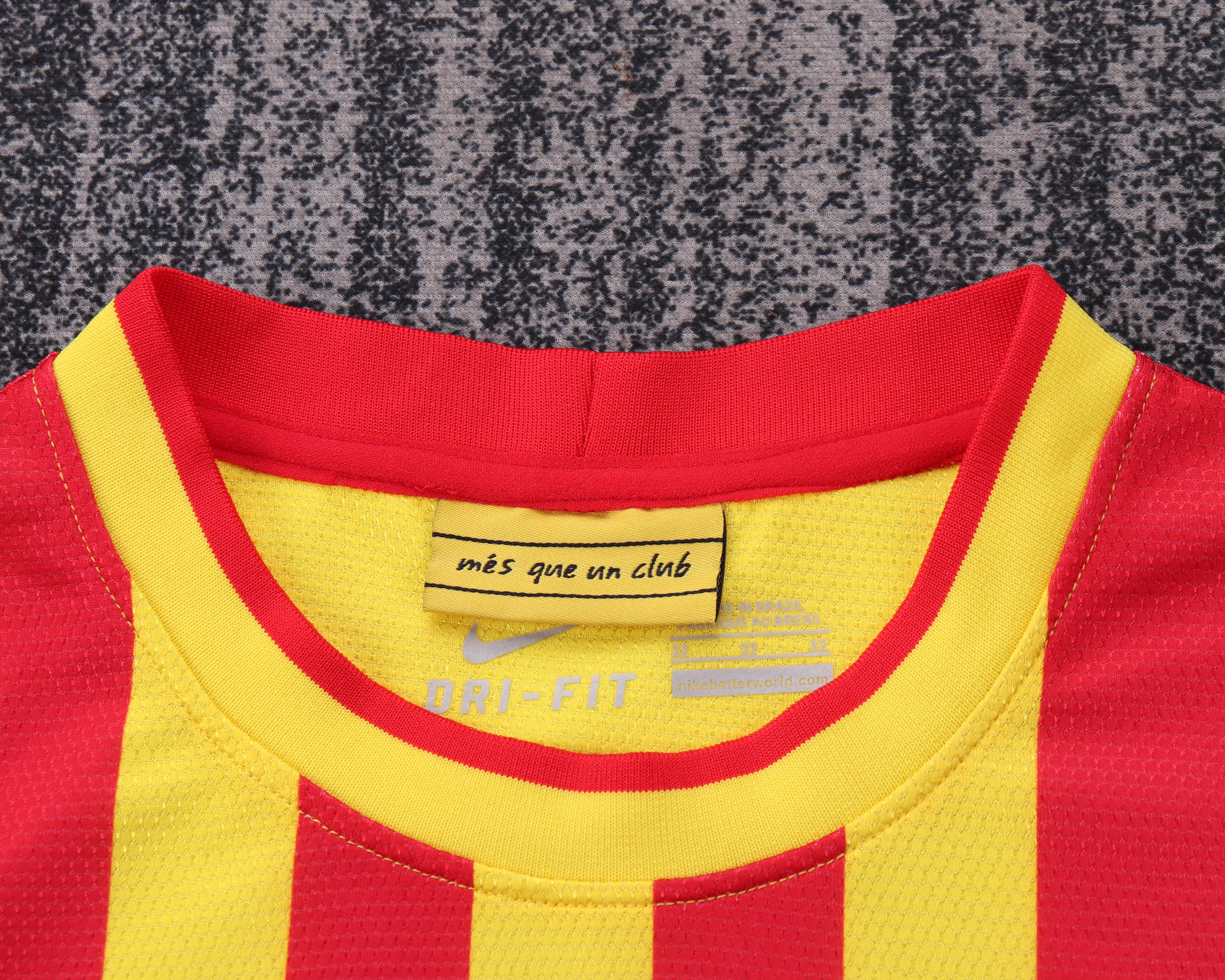 Kids kit Barcelona 13/14 Away