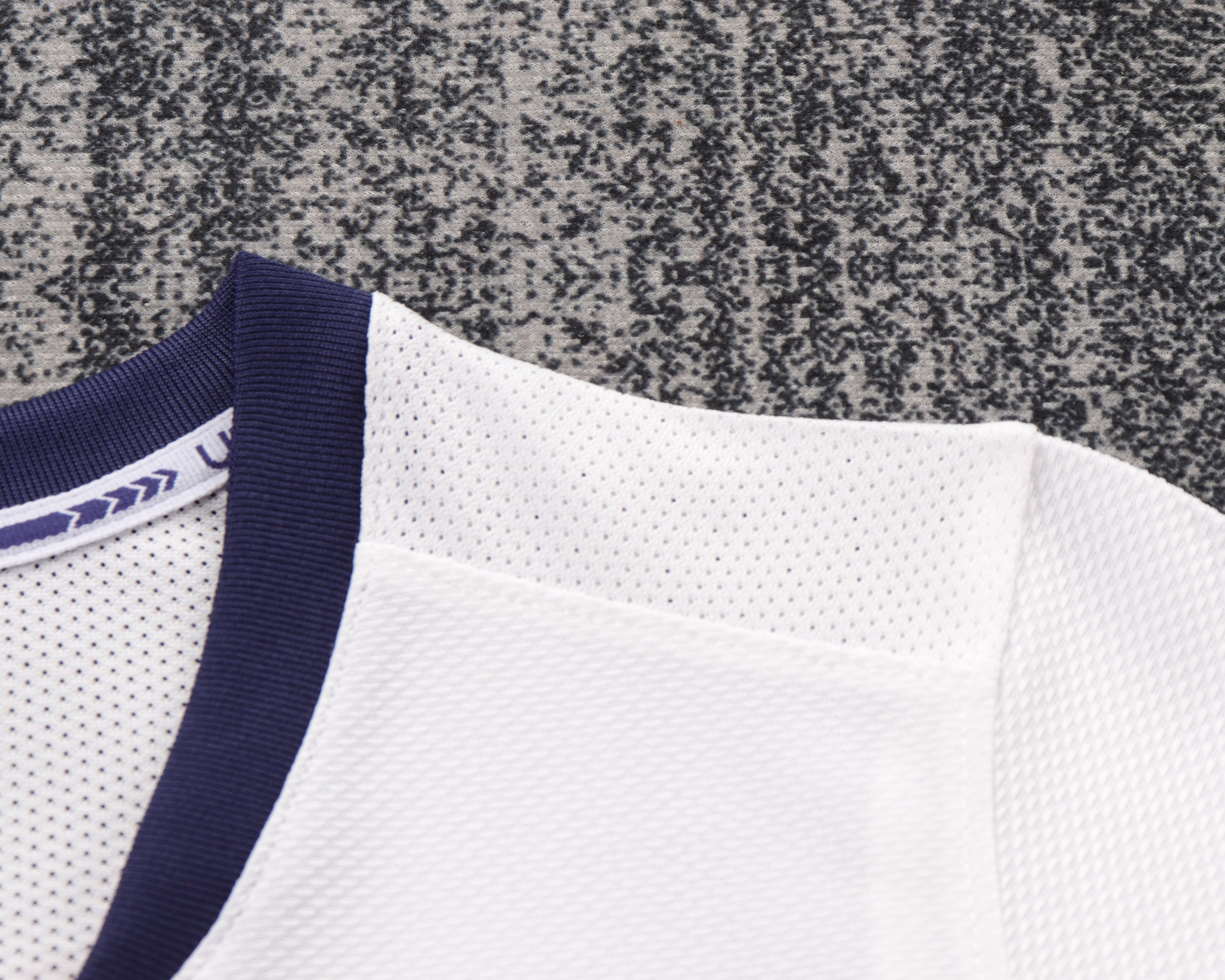 Kids Retro Man Utd 08/09 Away UCL