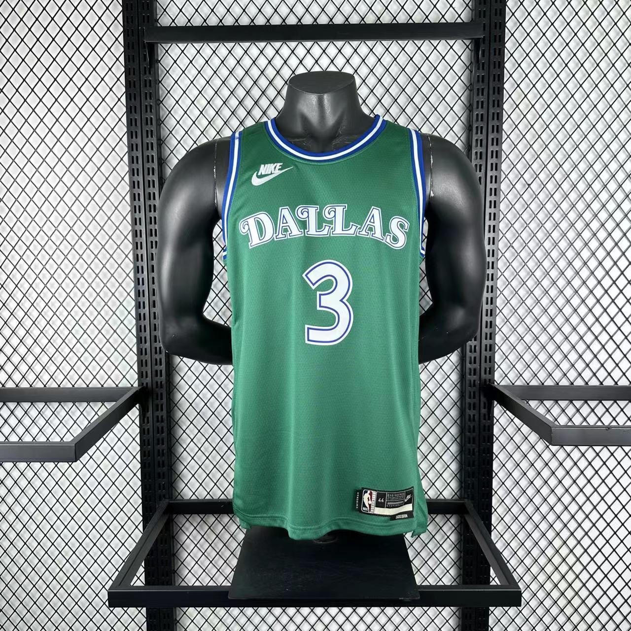 26 Season Mavericks Green #3 Davis