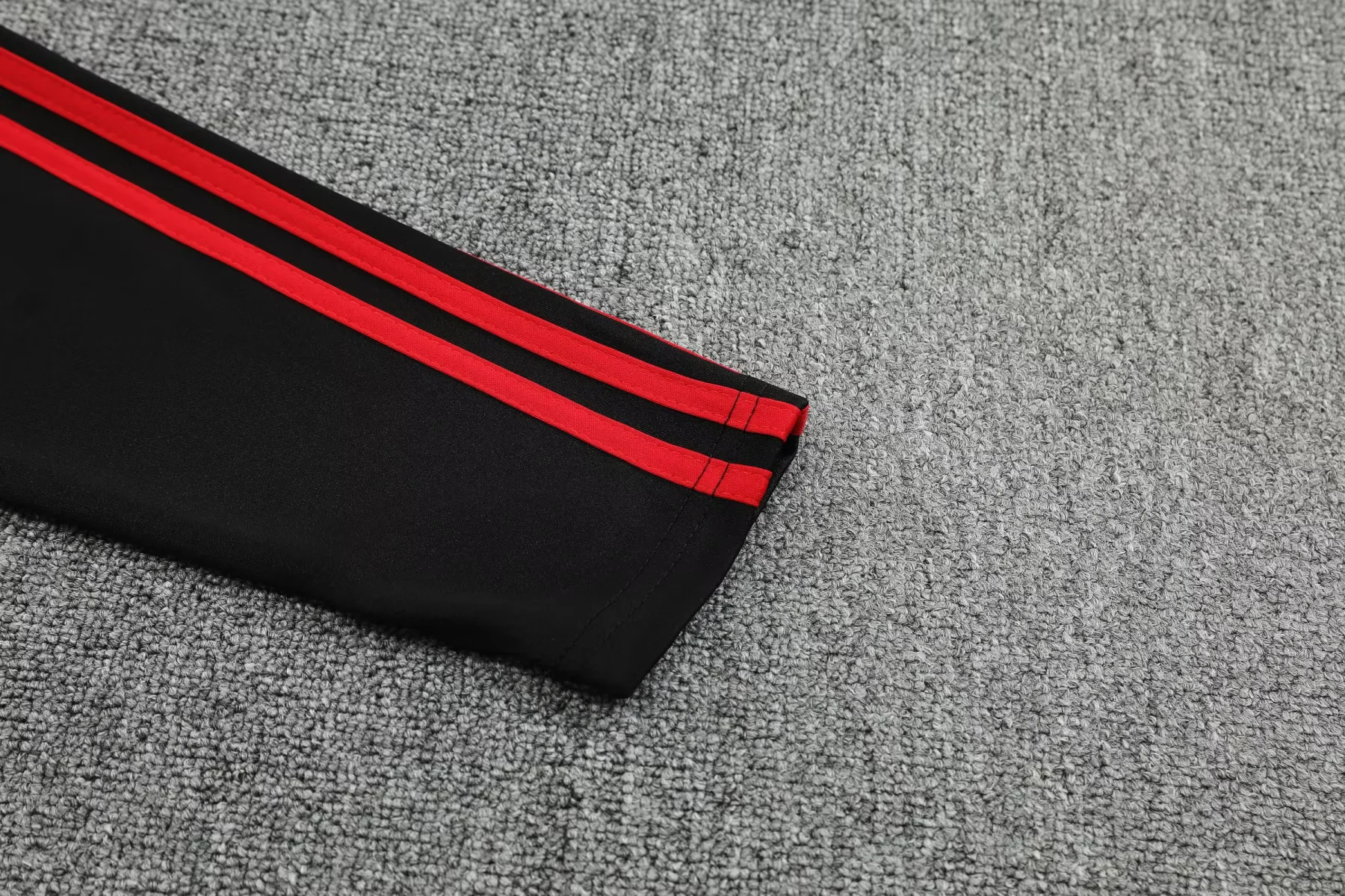 2526 LVP Half zipper Training suit Black