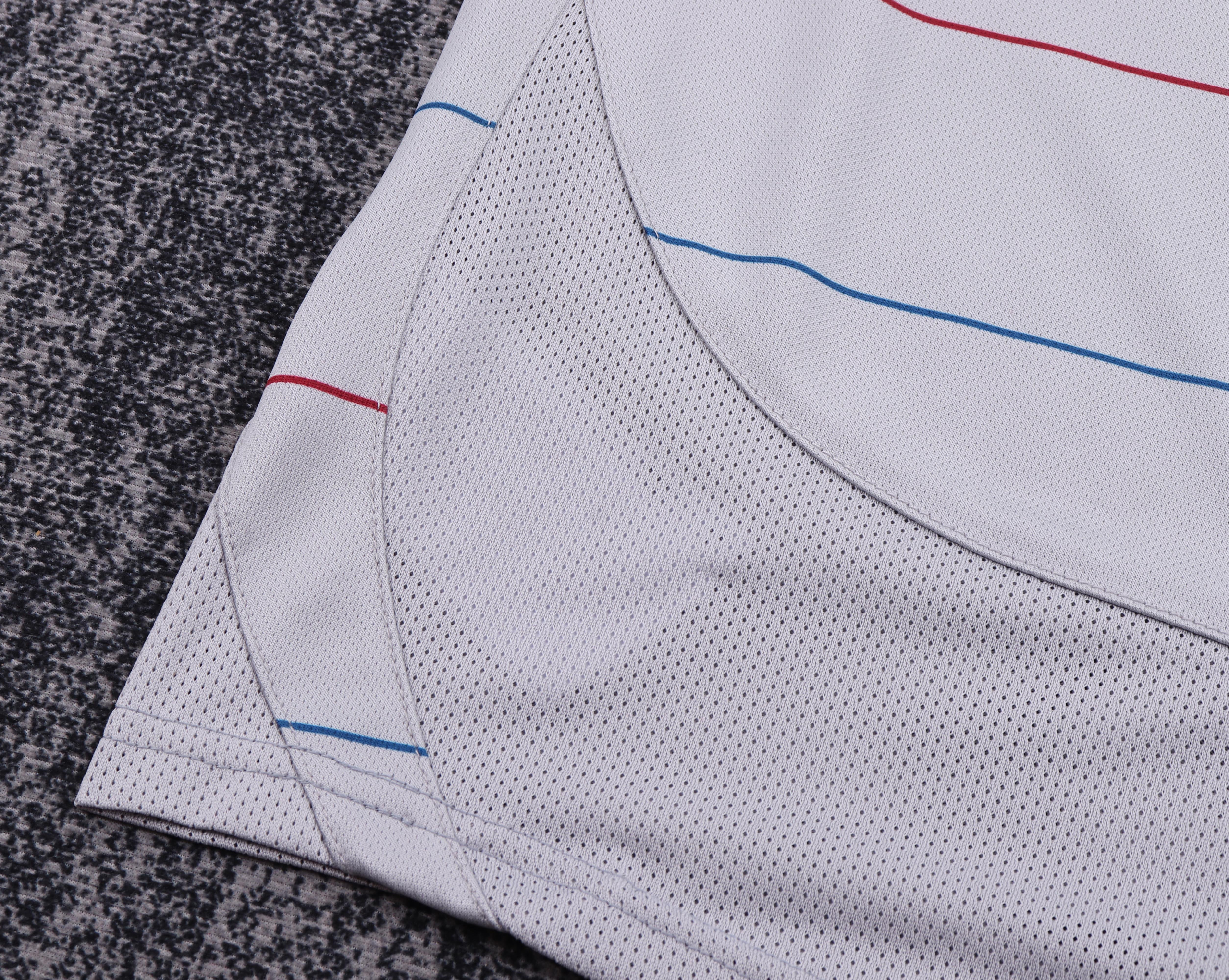 Kids kit Barcelona 03/04 Away