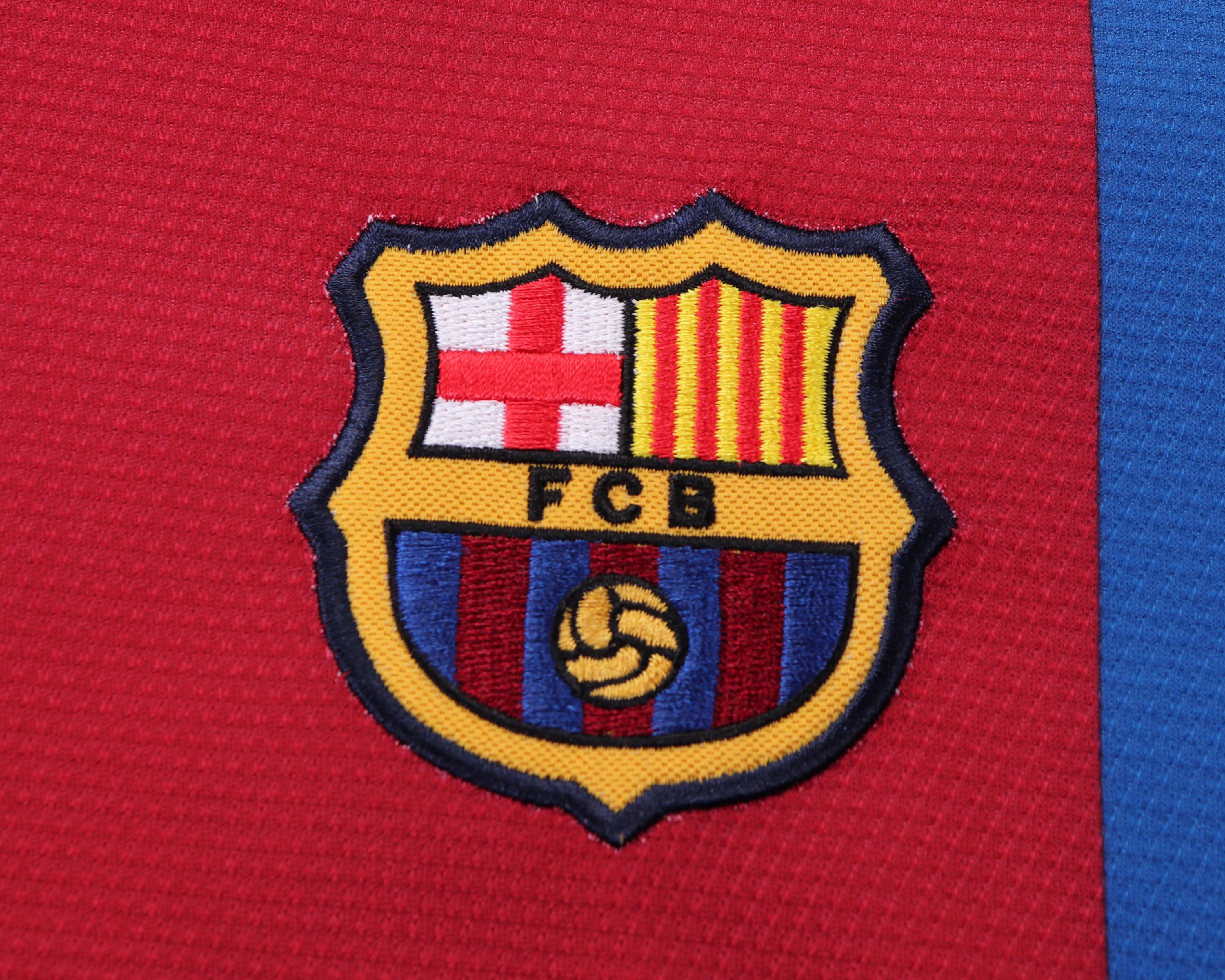 Kids kit Barcelona 06/07 Home