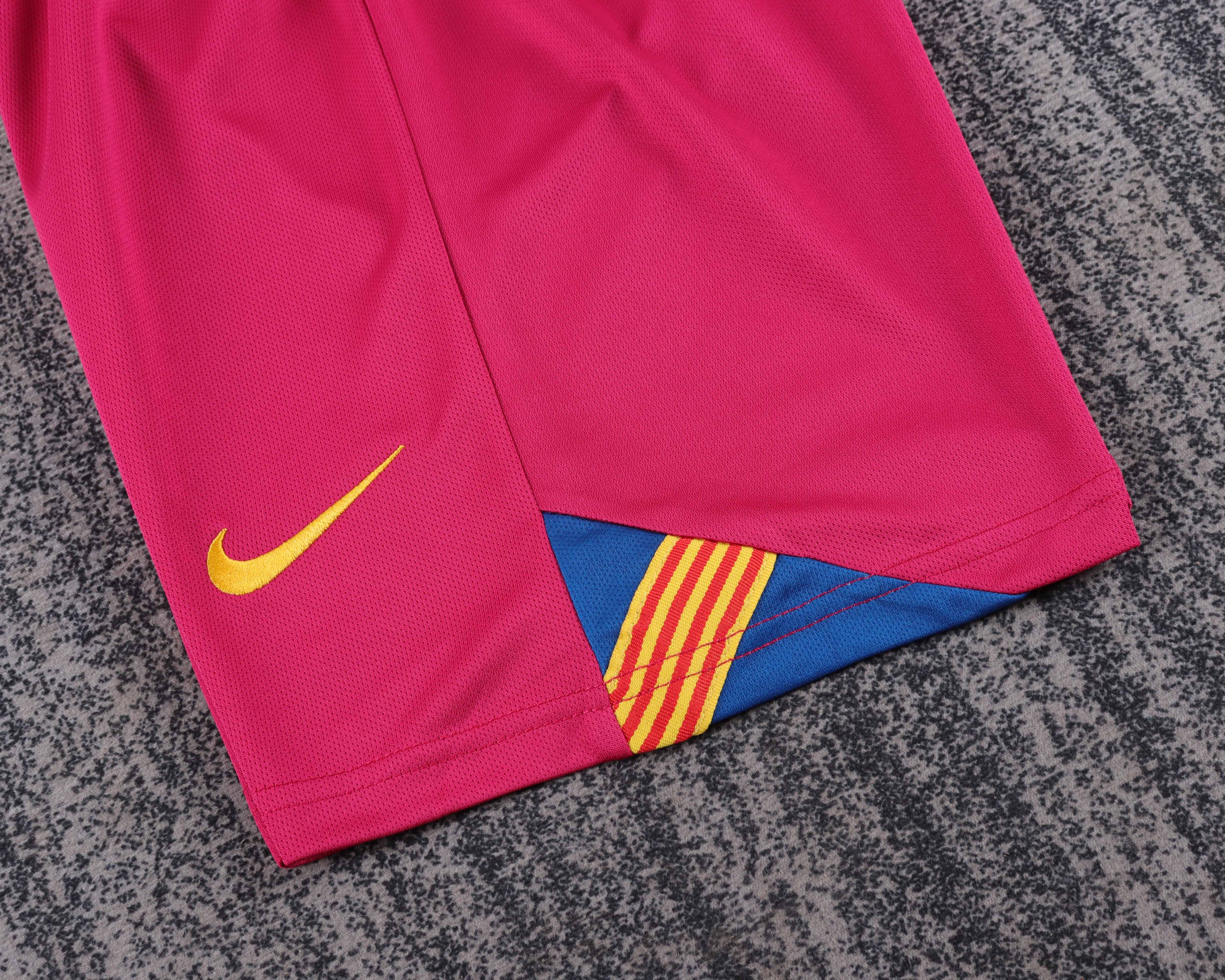 Kids kit Barcelona 05/06 Home