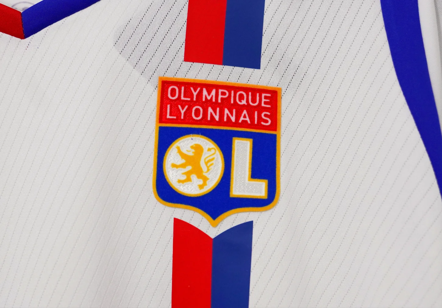 Retro Olympique Lyonnais 08/09 Home Jersey