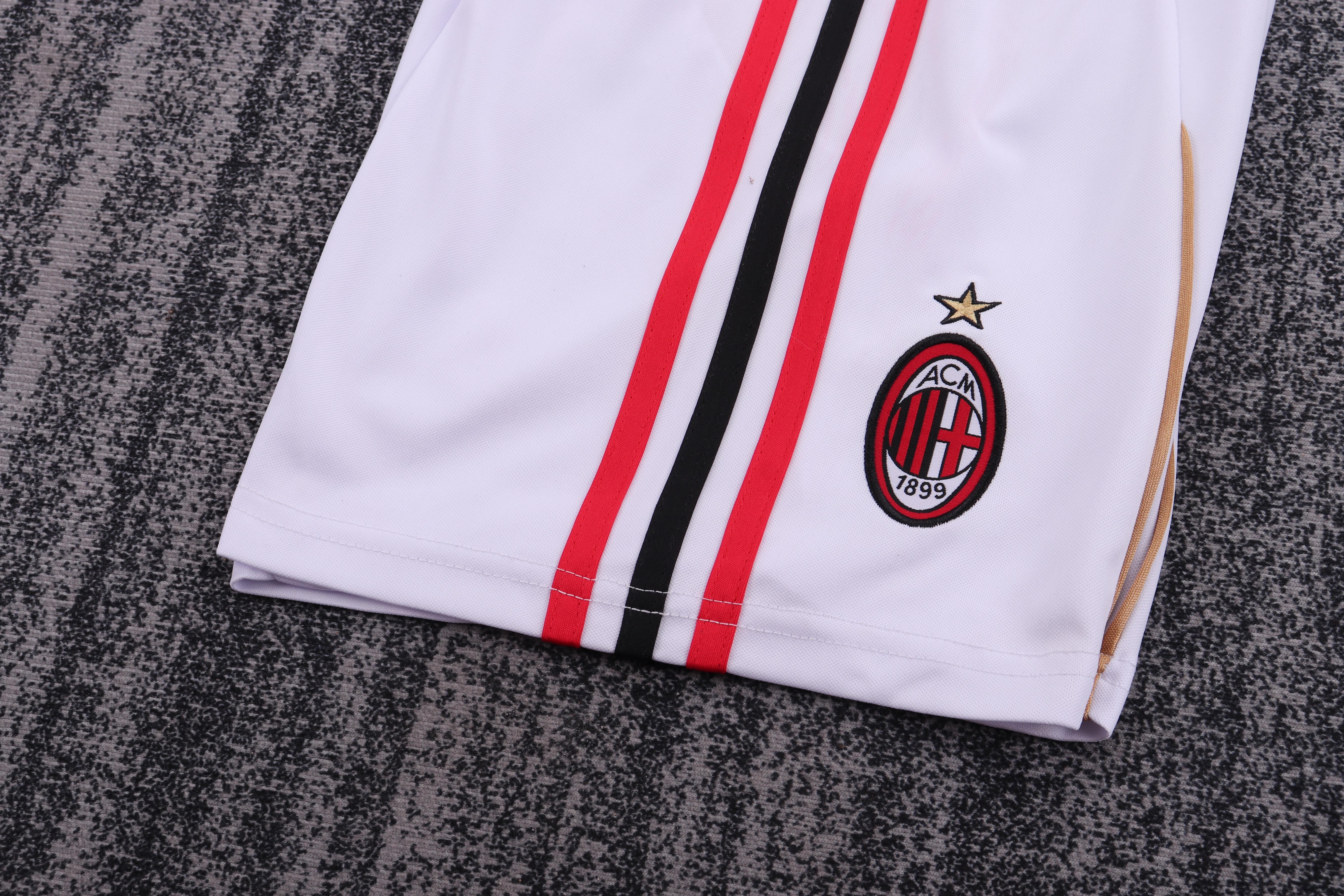 Kids Retro Kit AC Milan 11/12 Home