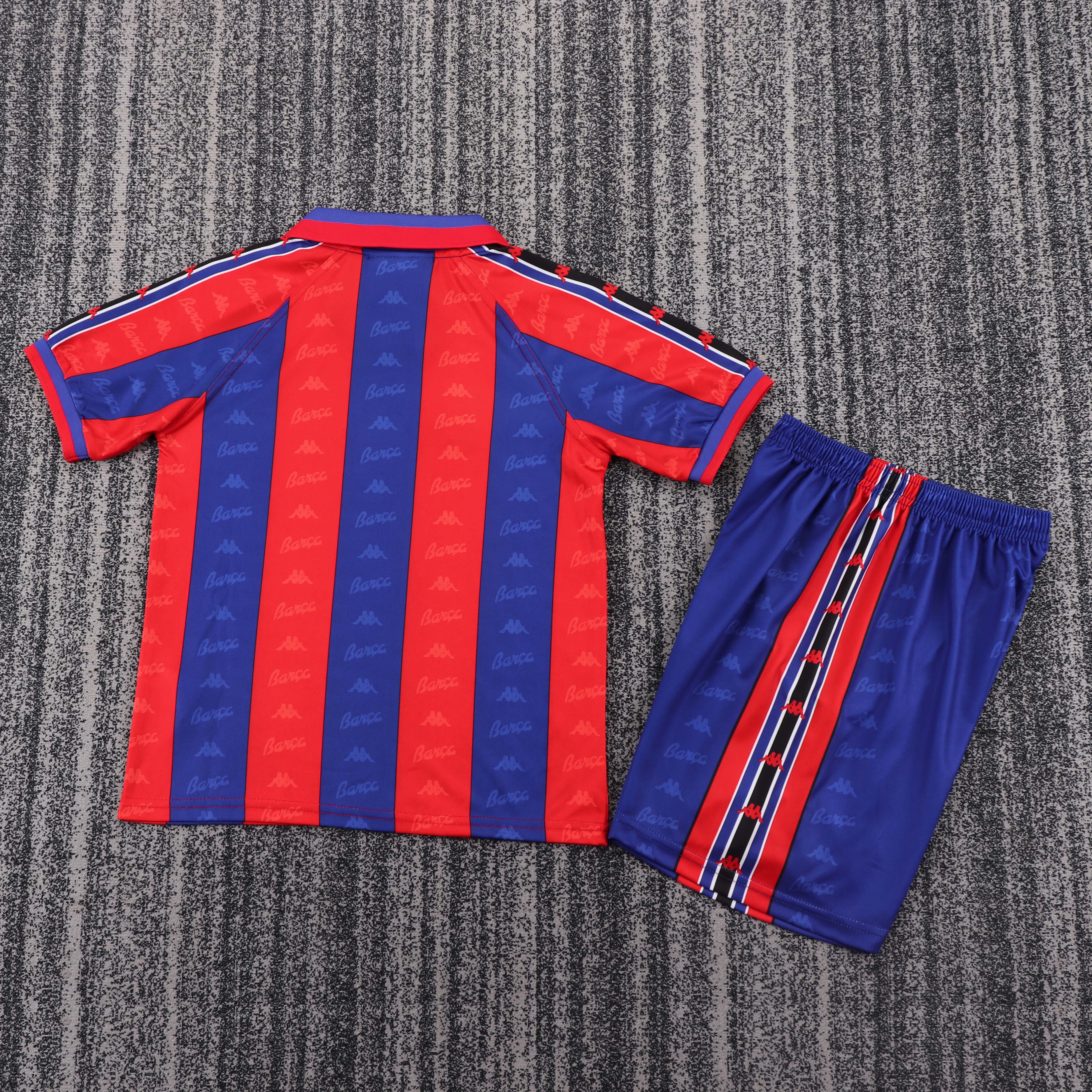 Kids kit Barcelona 96/97 Home