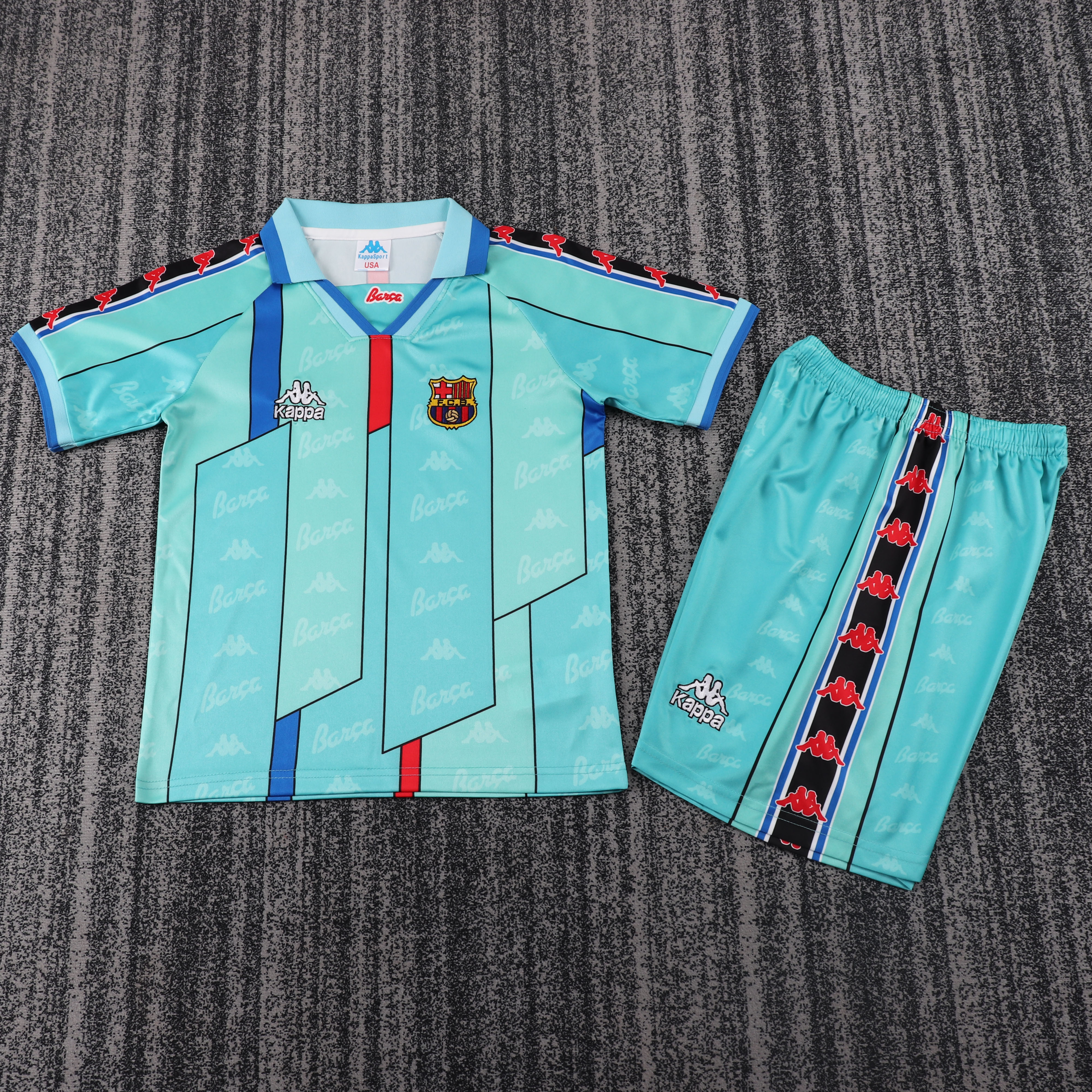 Kids kit Barcelona 96/97 Away