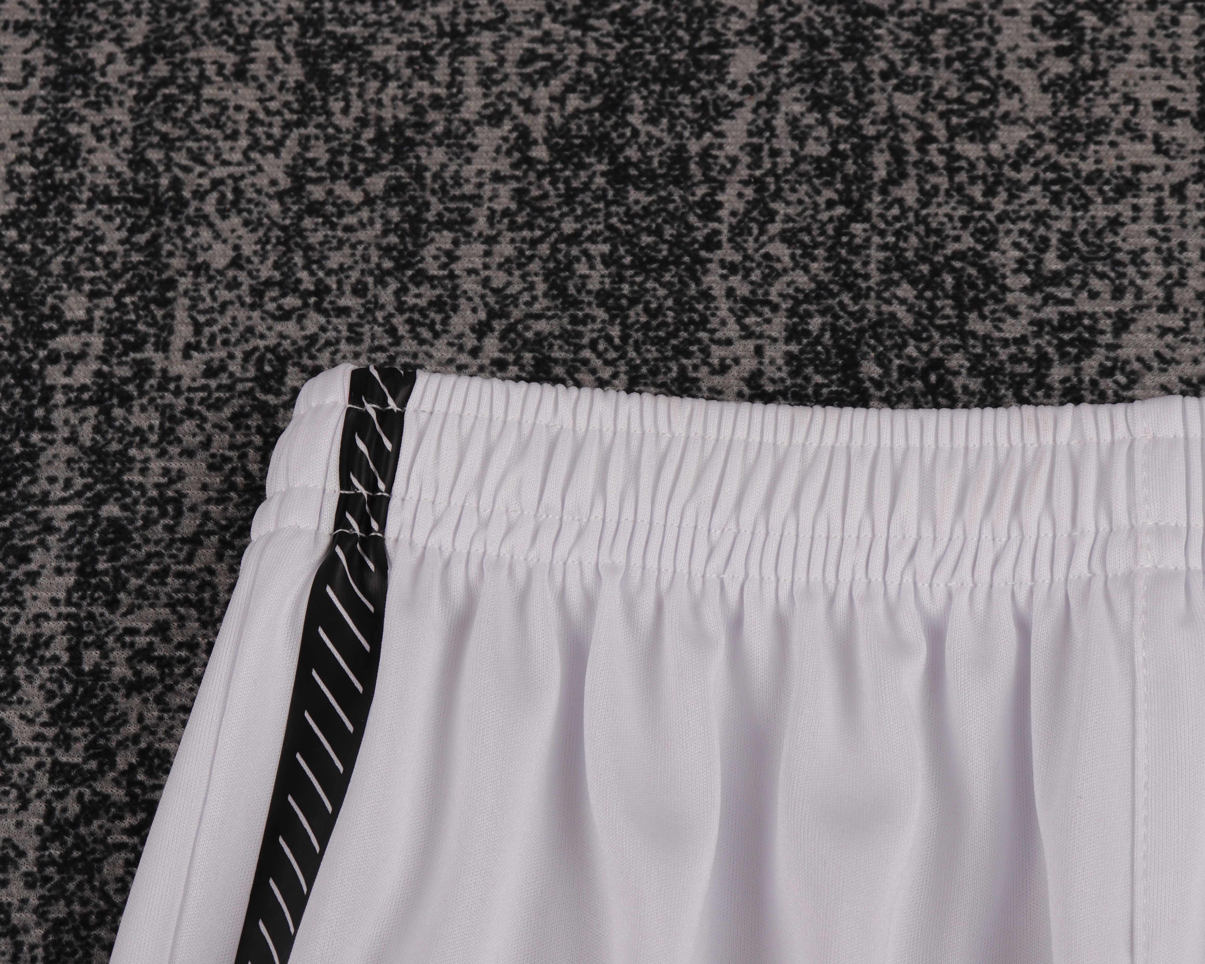 Kids Retro Man Utd 10/11 Home