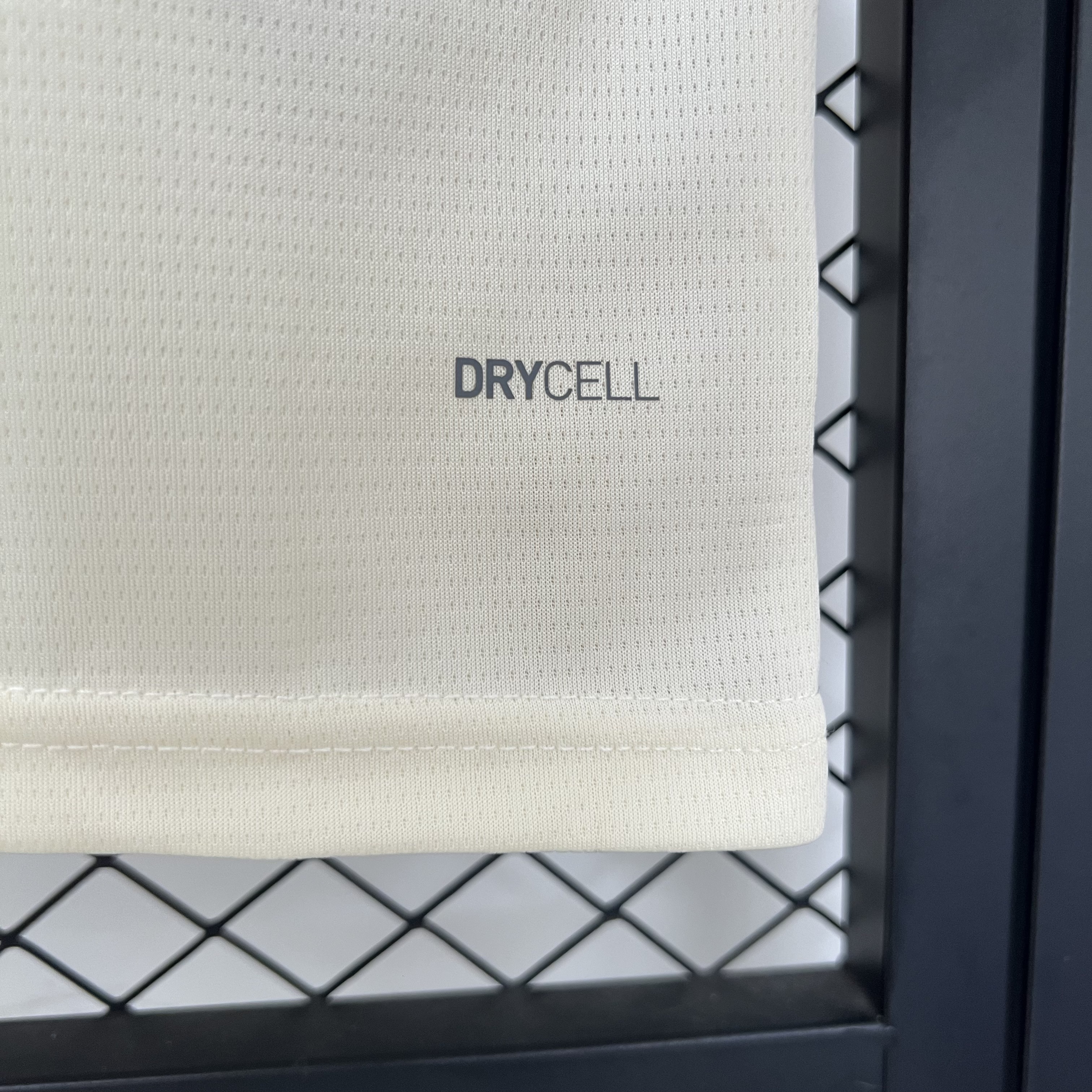 Lens 25/26 Third S-4XL