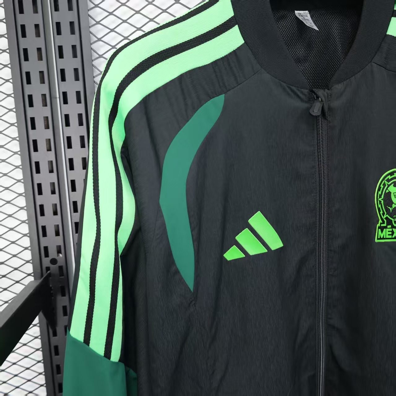 Mexico Windbreaker