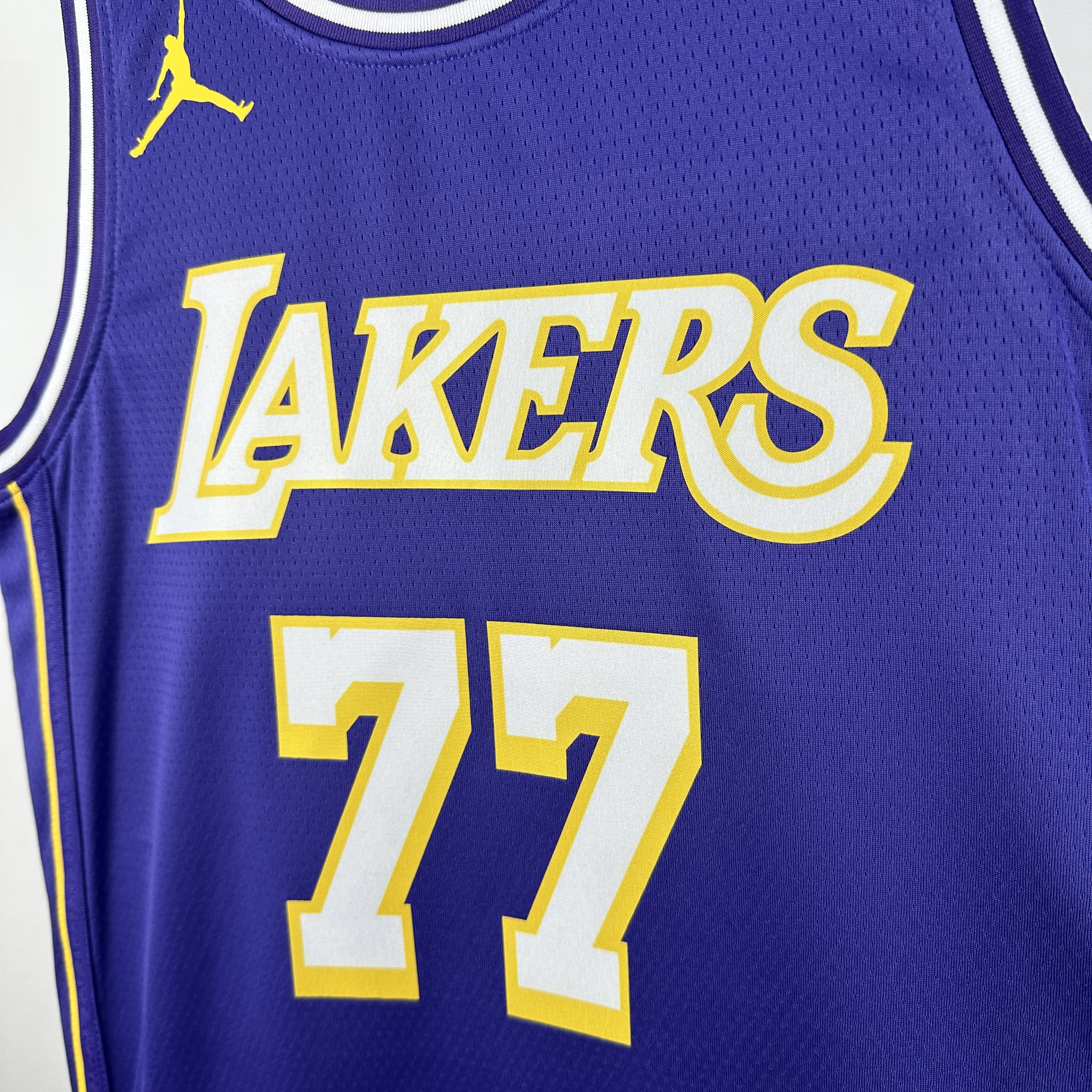26 Season Lakers City Editon #77