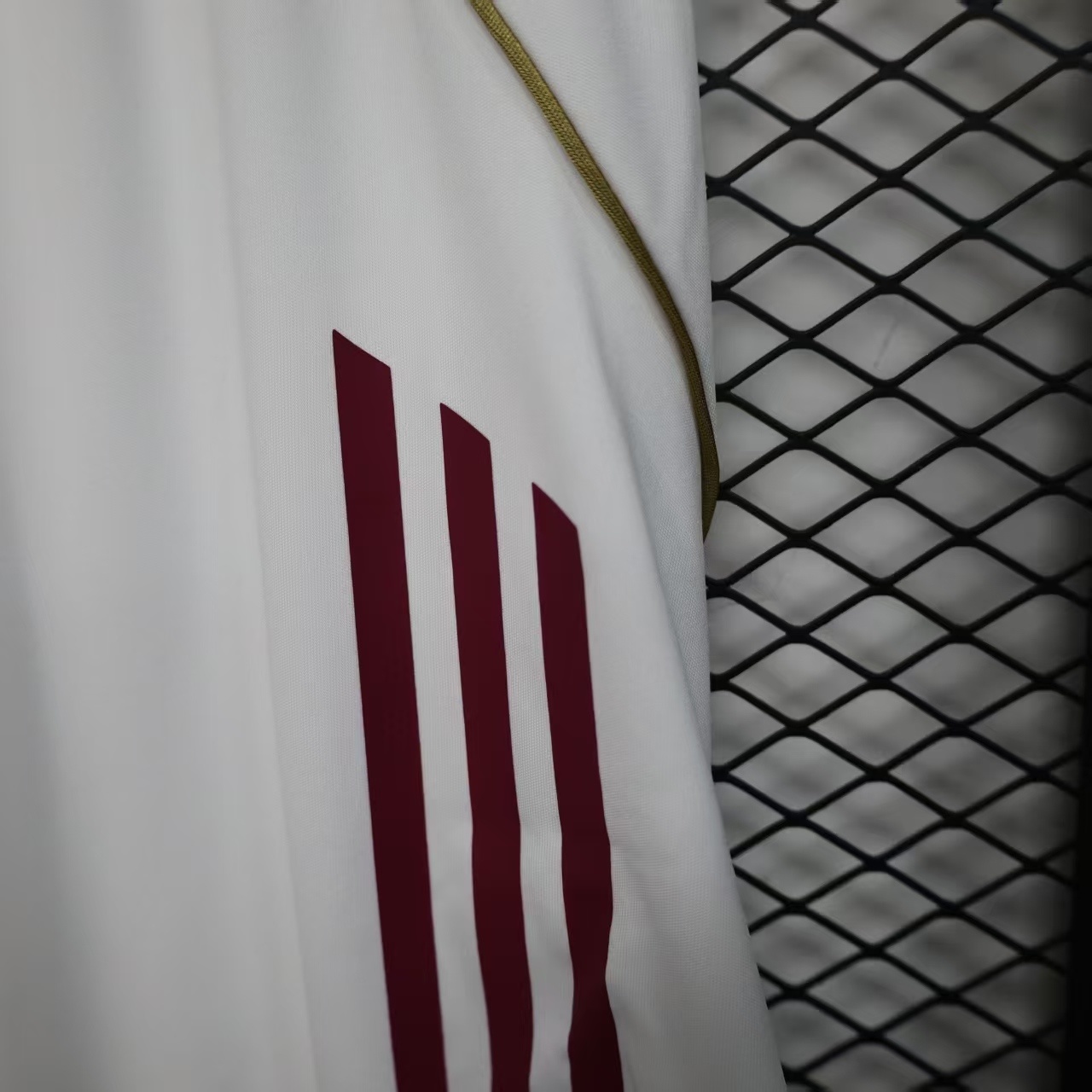 Player Version Shorts Aston Villa 25/26 Home