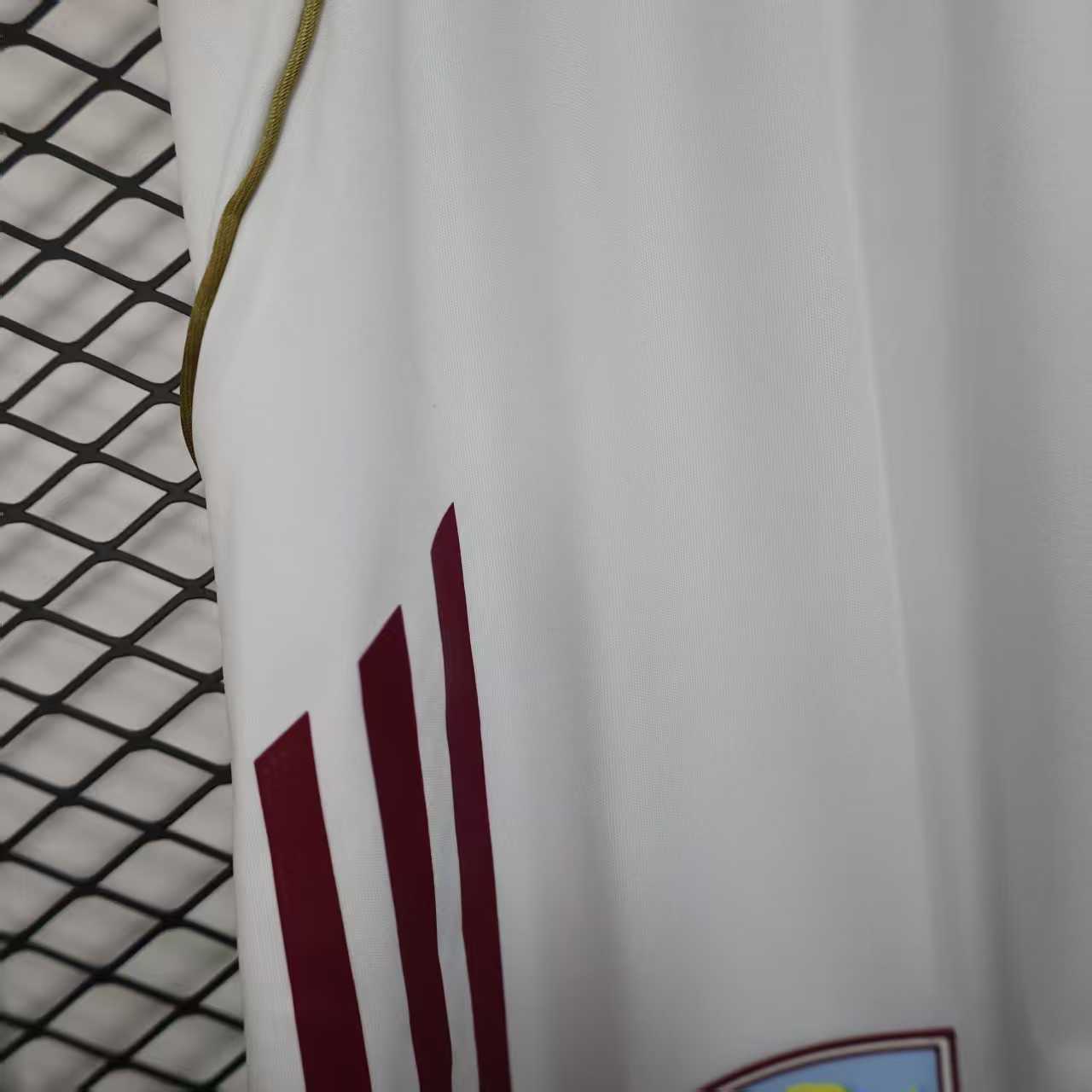 Player Version Shorts Aston Villa 25/26 Home