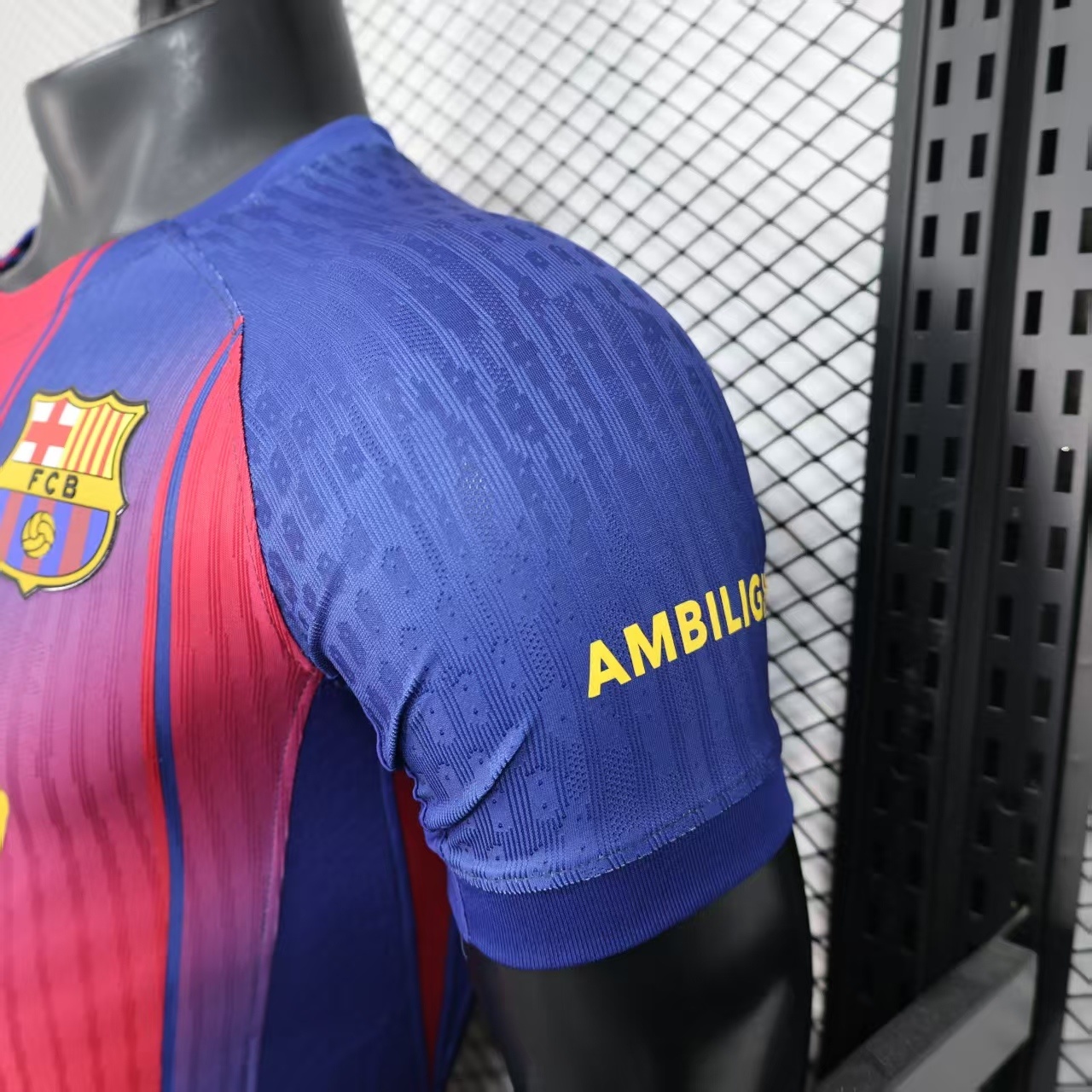 Player Version Barcelona 25/26 Home ▷ Play S-XXL