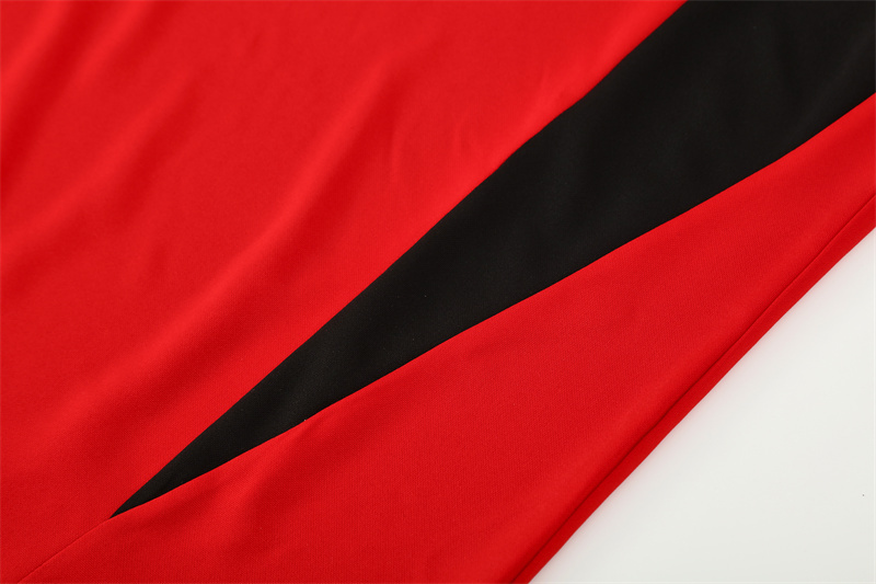 Man Utd 2002-03 Training Red