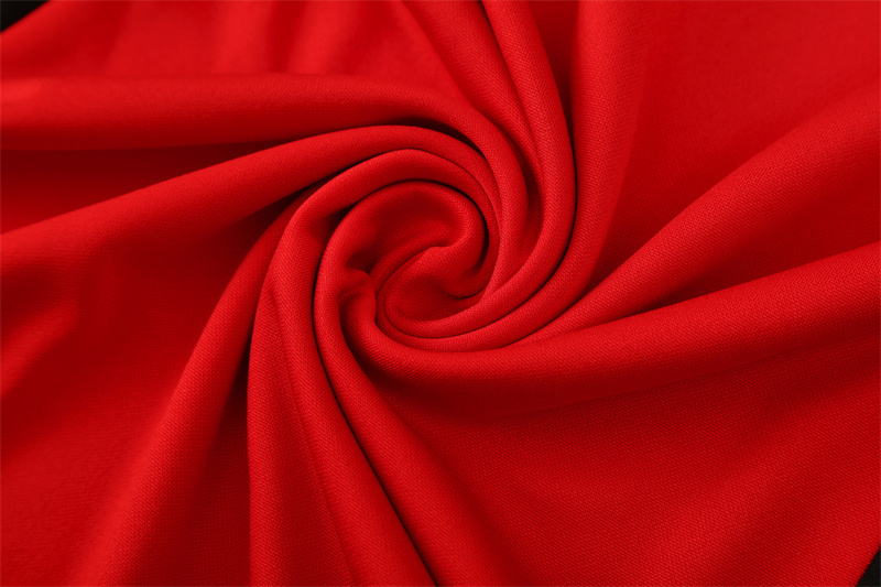 Man Utd 2002-03 Training Red