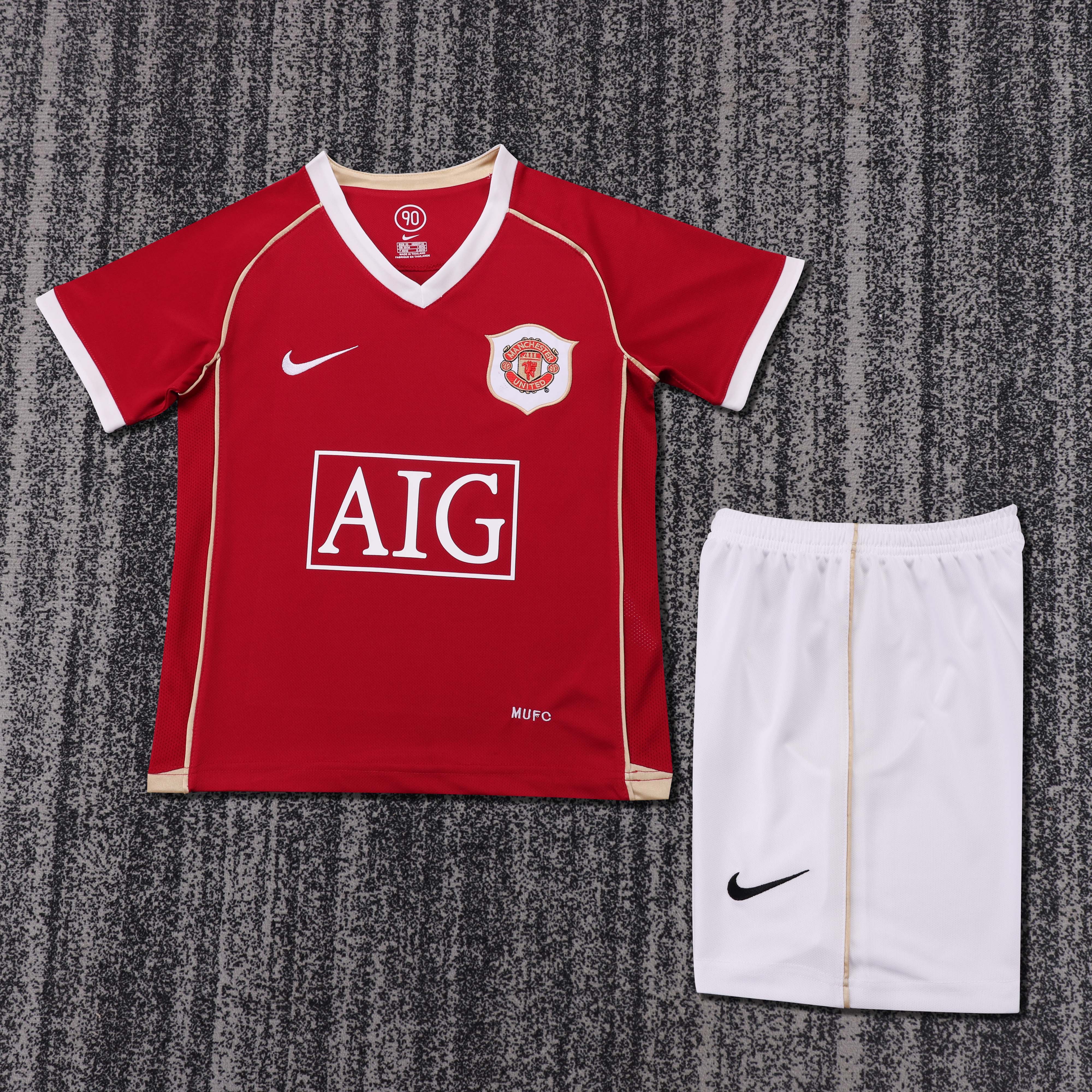 Kids Retro Man Utd 06/07 Home
