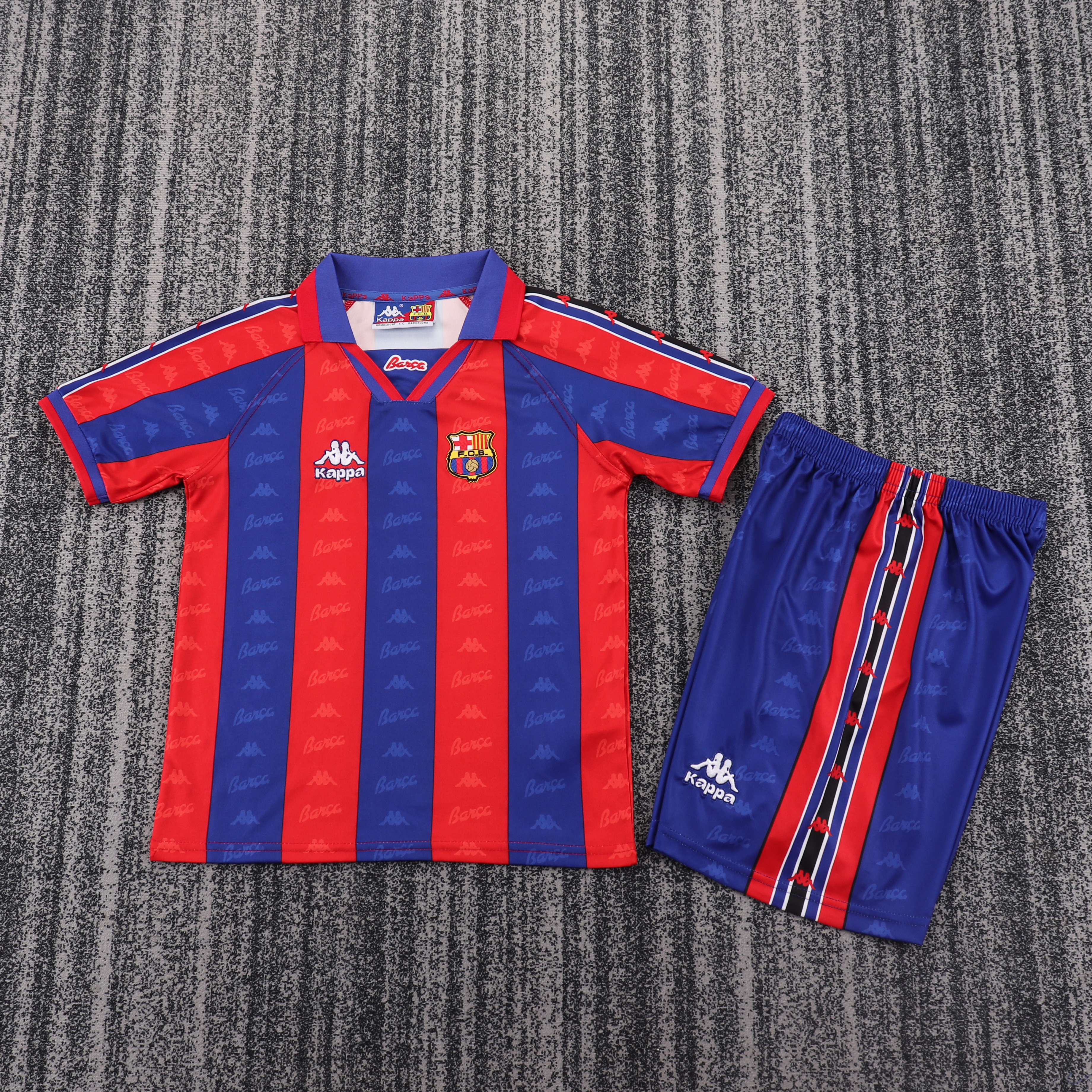 Kids kit Barcelona 96/97 Home
