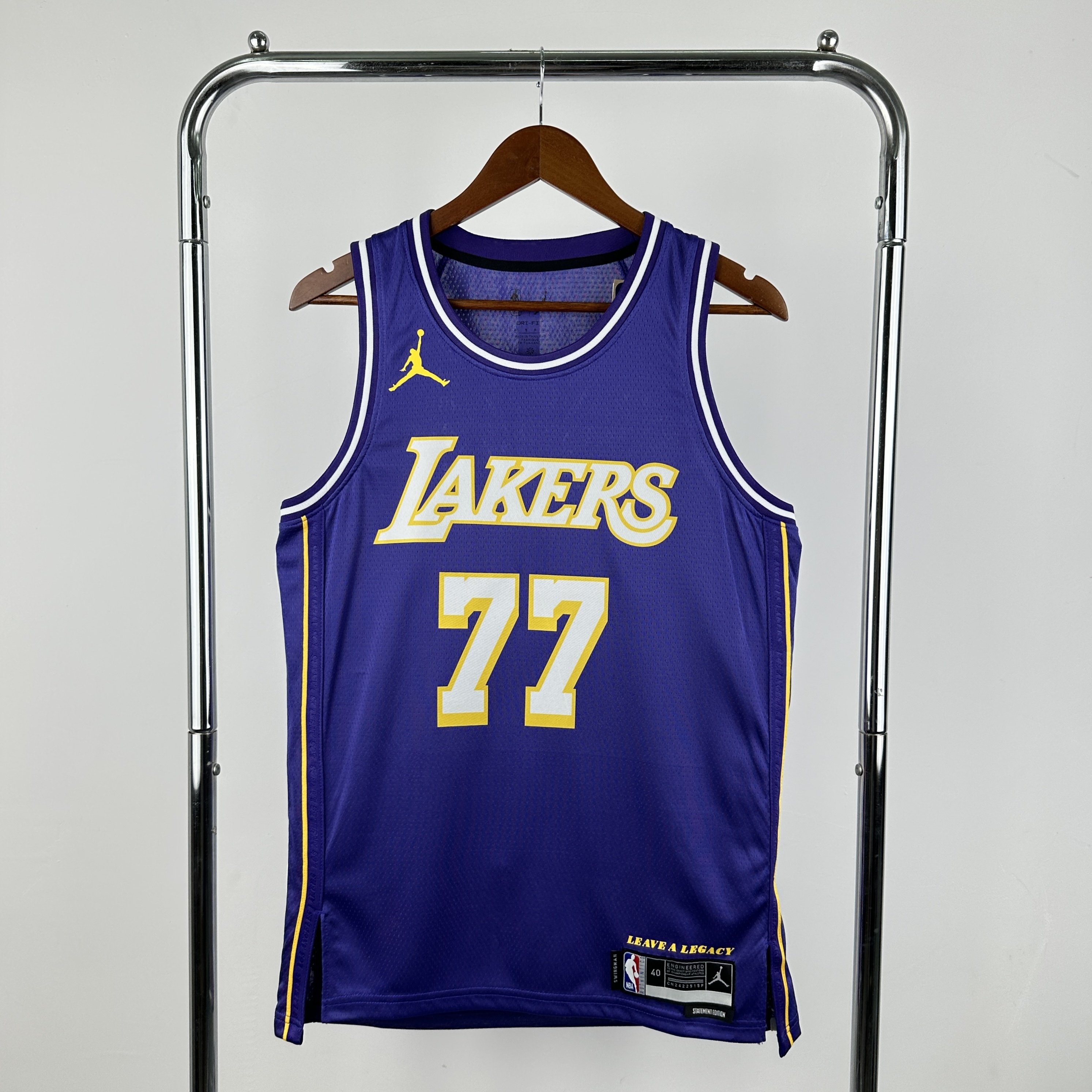 26 Season Lakers City Editon #77