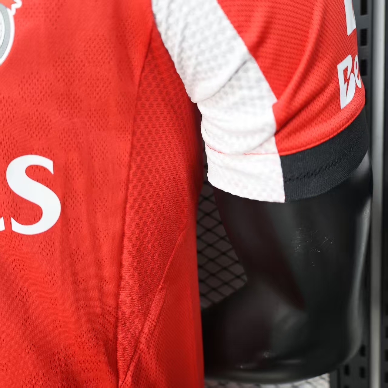 Player Version Benfica 25/26 Home  S-XXL