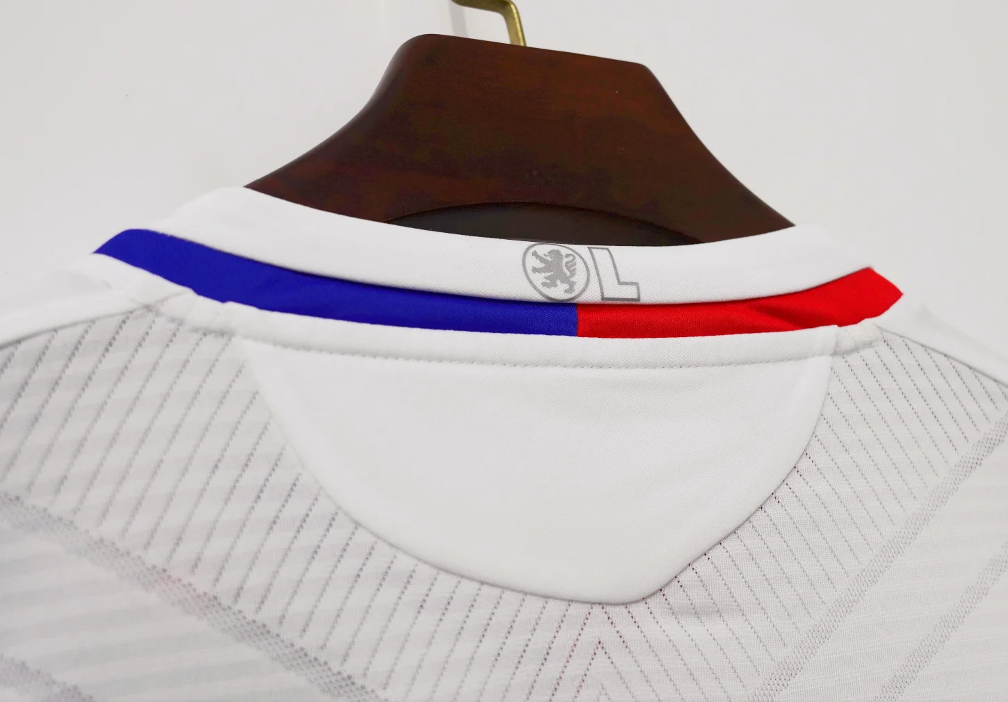 Retro Olympique Lyonnais 08/09 Home Jersey